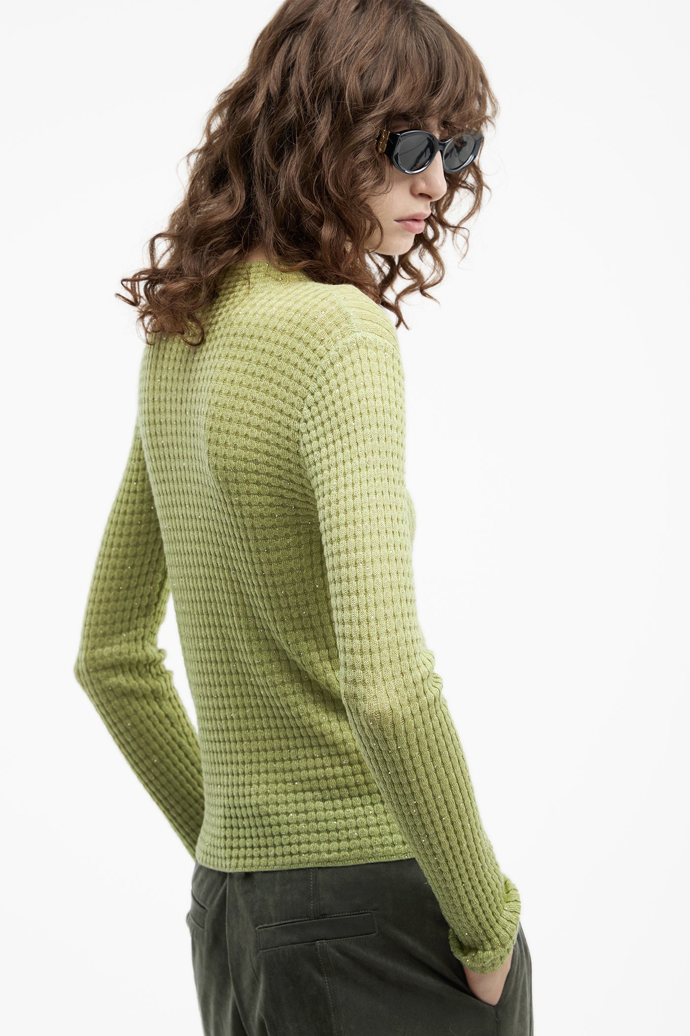 KAMILAN French-Inspired Short Knit Top – 2025 Autumn Collection | Unique Design & Versatile Layering Piece for Women
