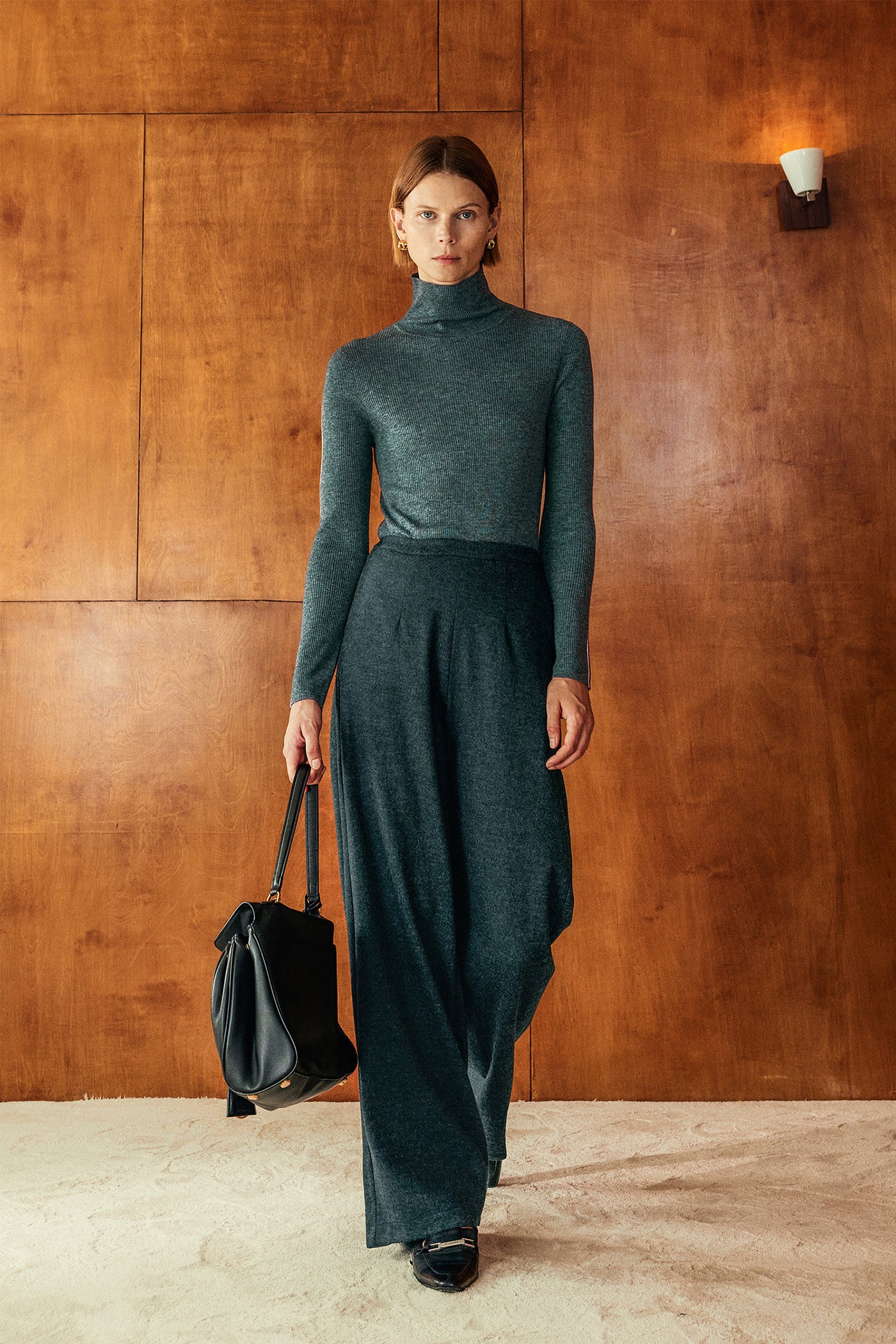 KAMILAN Women's Slim-Fit Turtleneck Wool Sweater – 2025 Autumn New Elegant Knit Base Layer Top