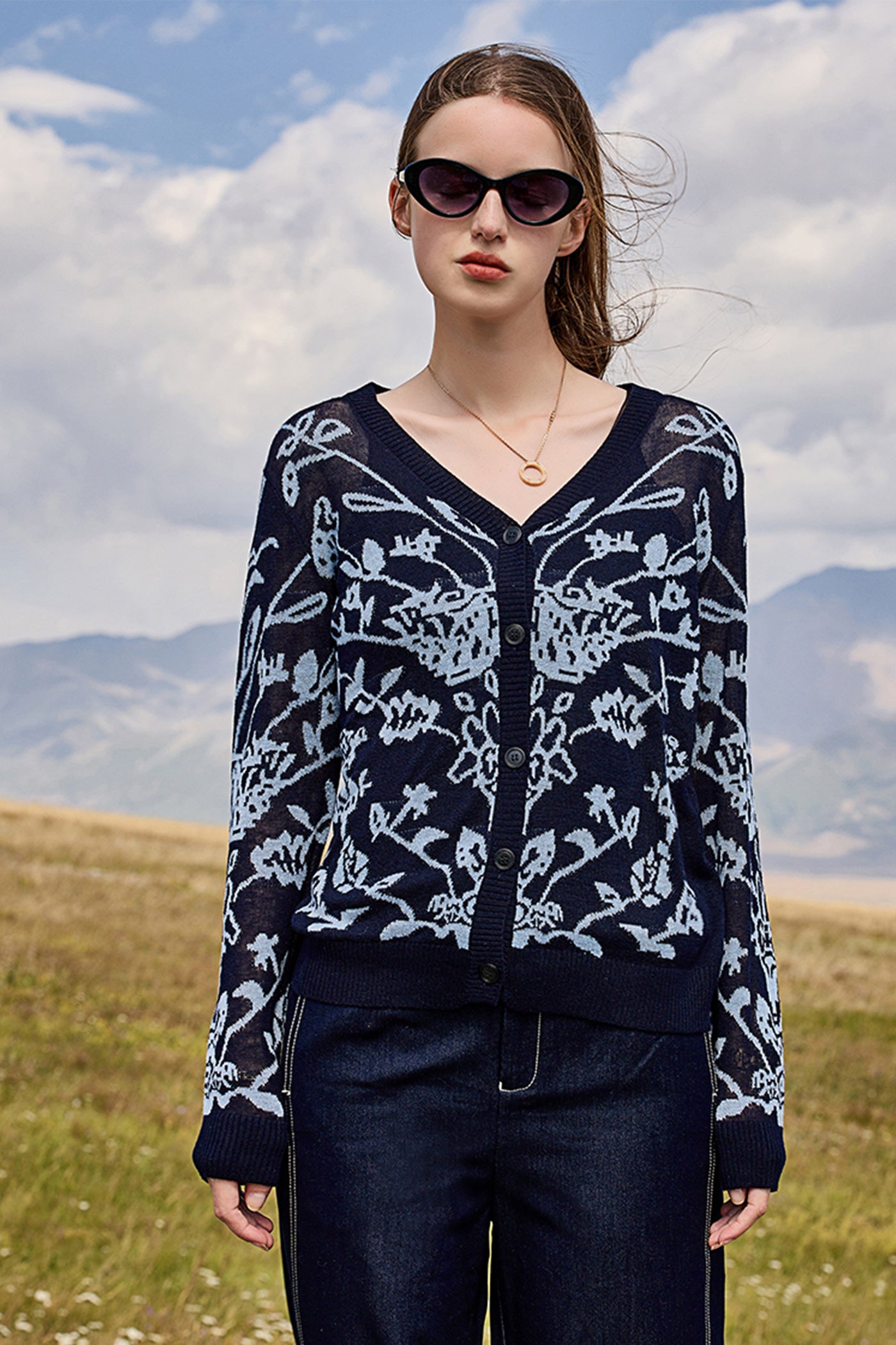 KAMILAN Women's V-Neck Knit Cardigan – 2025 Autumn New Short Fashion Versatile Sweater Jacket