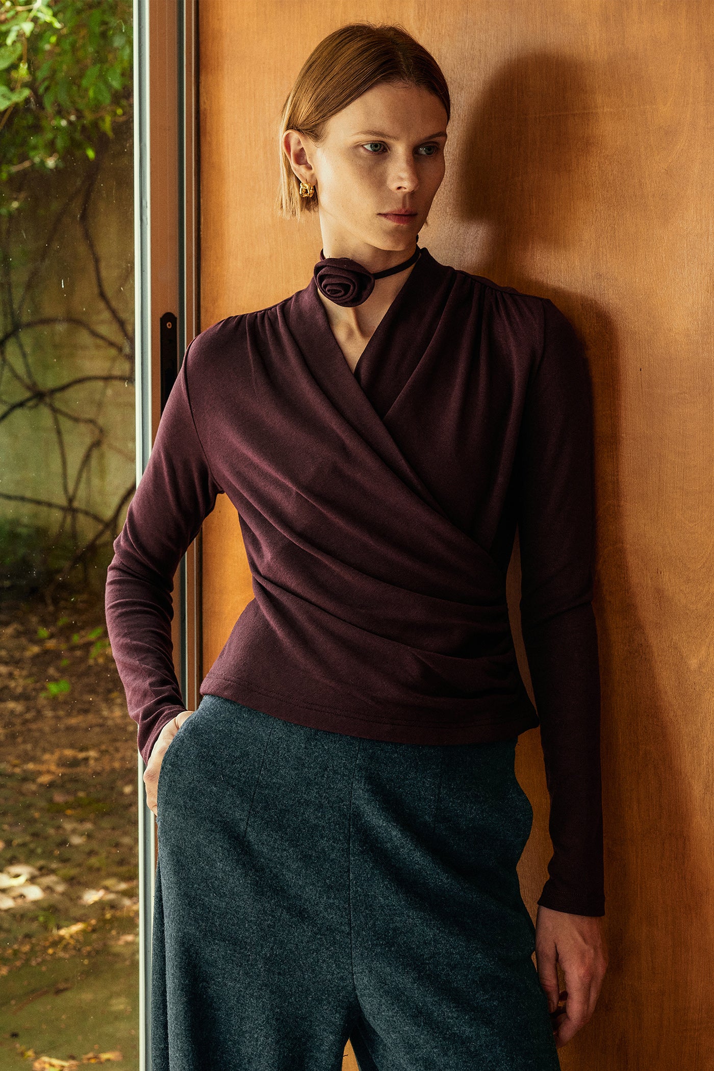 KAMILAN French Chic Designer Knit Top – 2025 Autumn Collection | Cropped Pullover Sweater for Layering