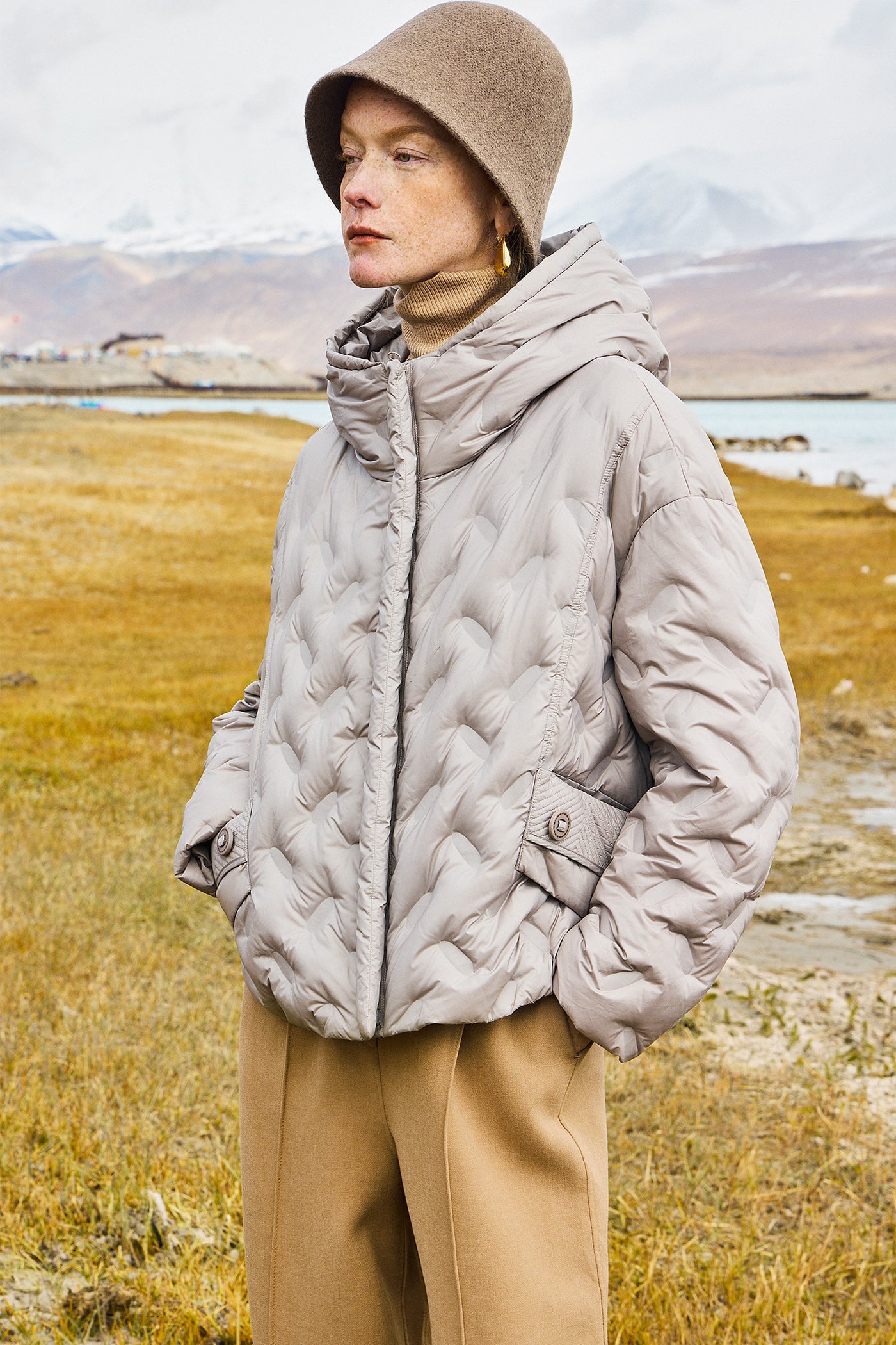 KAMILAN Women's Short Down Jacket – 2025 Winter New Fashion Casual White Duck Down Hooded Coat