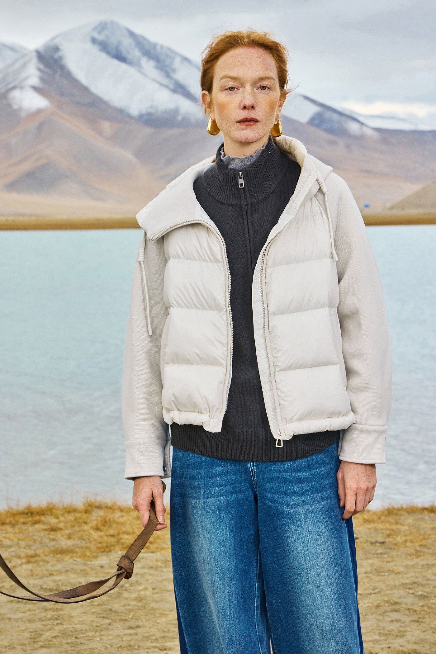 KAMILAN Women's Short Lightweight Down Jacket – 2025 Winter New Hooded White Duck Down Coat with Knit Patchwork