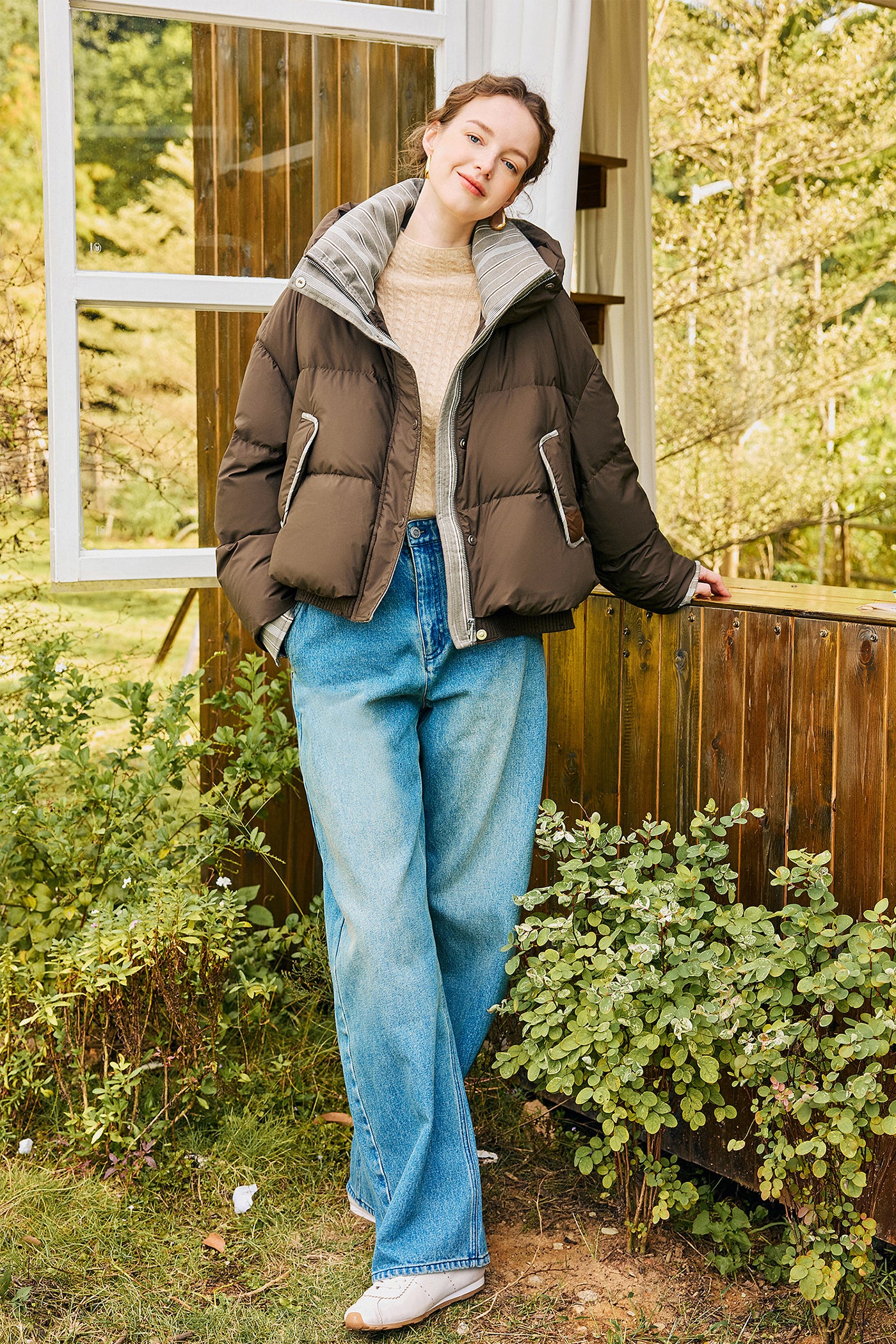 KAMILAN Women's Short Designer Down Jacket – 2025 Winter Collection, Warm White Duck Down Hooded Coat