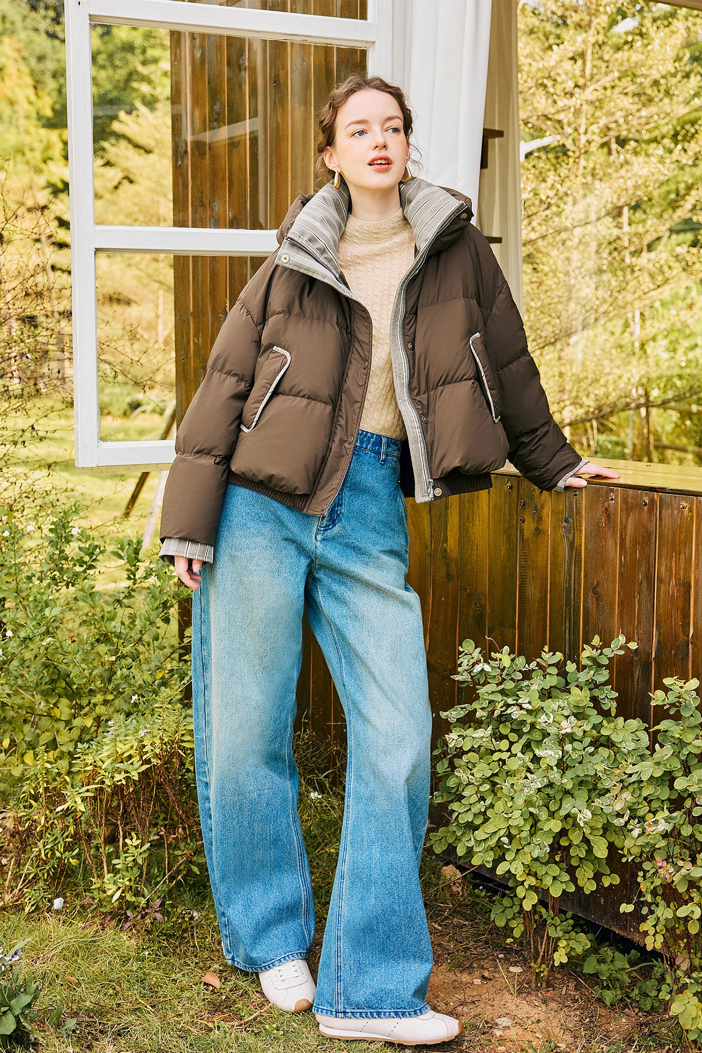 KAMILAN Women's Short Designer Down Jacket – 2025 Winter Collection, Warm White Duck Down Hooded Coat