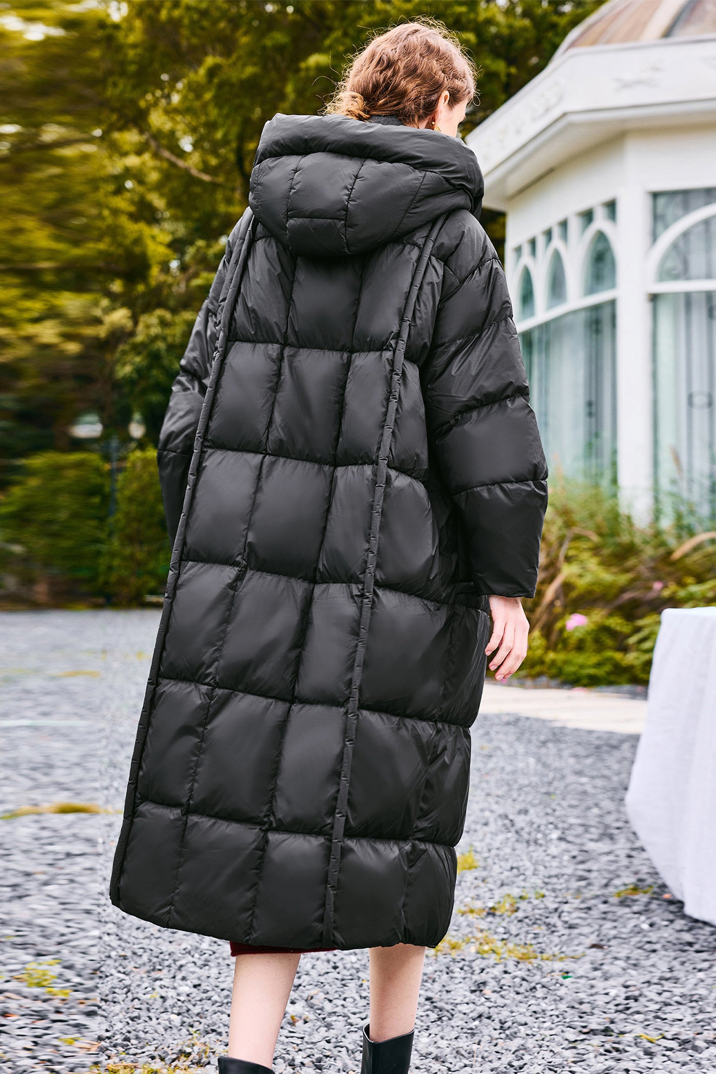 KAMILAN Designer-Inspired White Duck Down Coat for Women – 2025 Winter New Loose-Fit Mid-Length Hooded Puffer Jacket