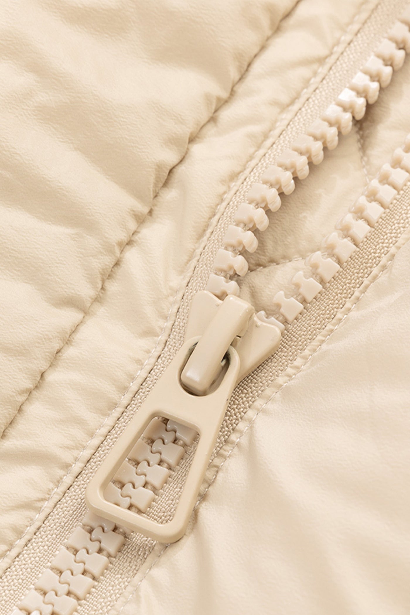 KAMILAN Designer-Inspired White Duck Down Coat for Women – 2025 Winter New Loose-Fit Mid-Length Hooded Puffer Jacket