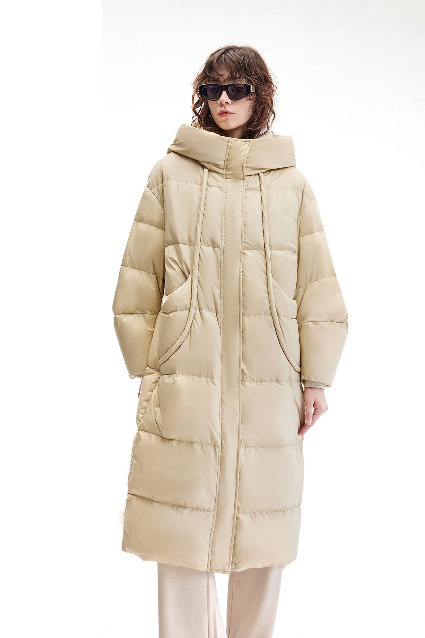 KAMILAN Designer-Inspired White Duck Down Coat for Women – 2025 Winter New Loose-Fit Mid-Length Hooded Puffer Jacket