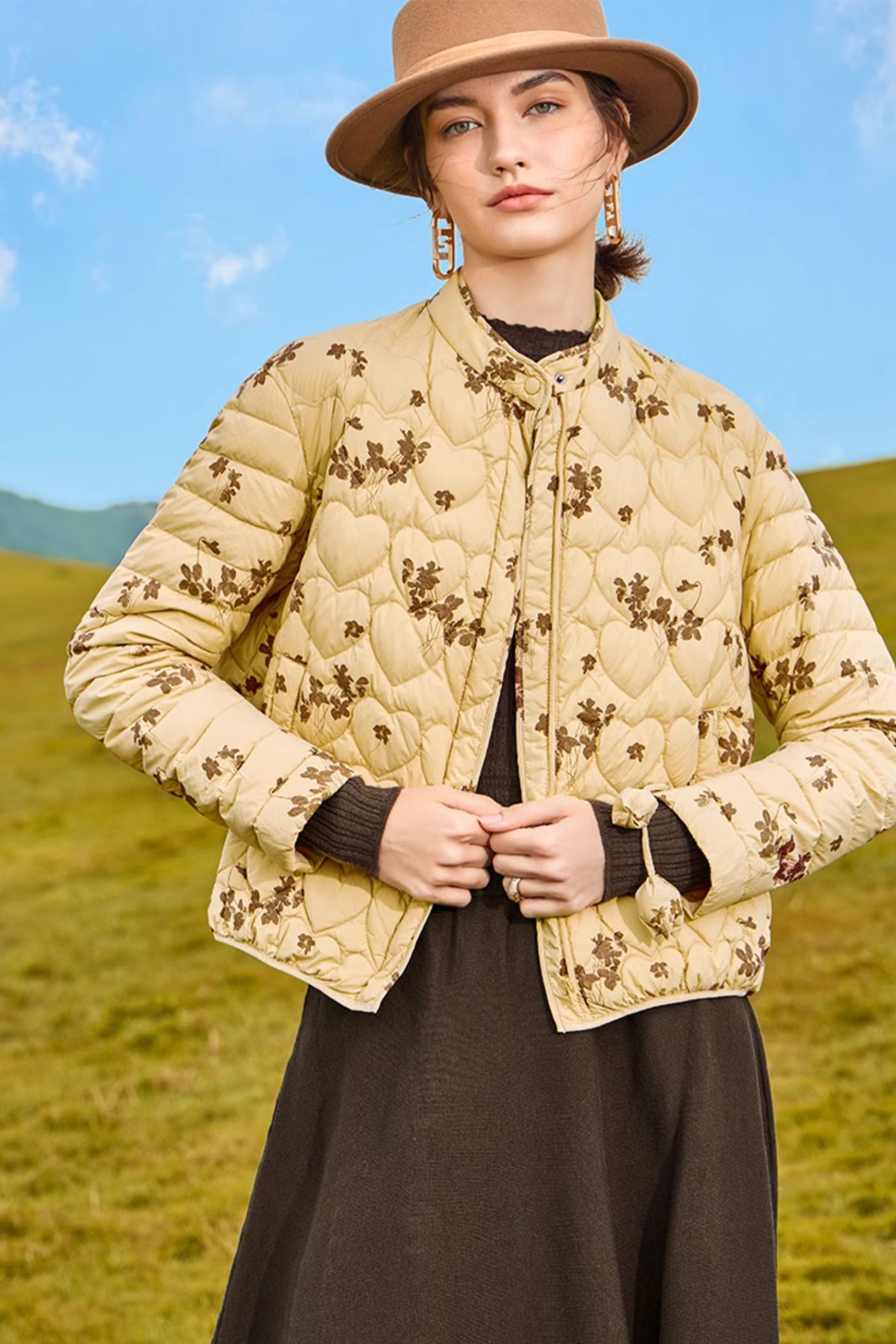 KAMILAN Women's Short Printed Down Jacket – 2025 Autumn Winter New Elegant White Duck Down Warm Coat