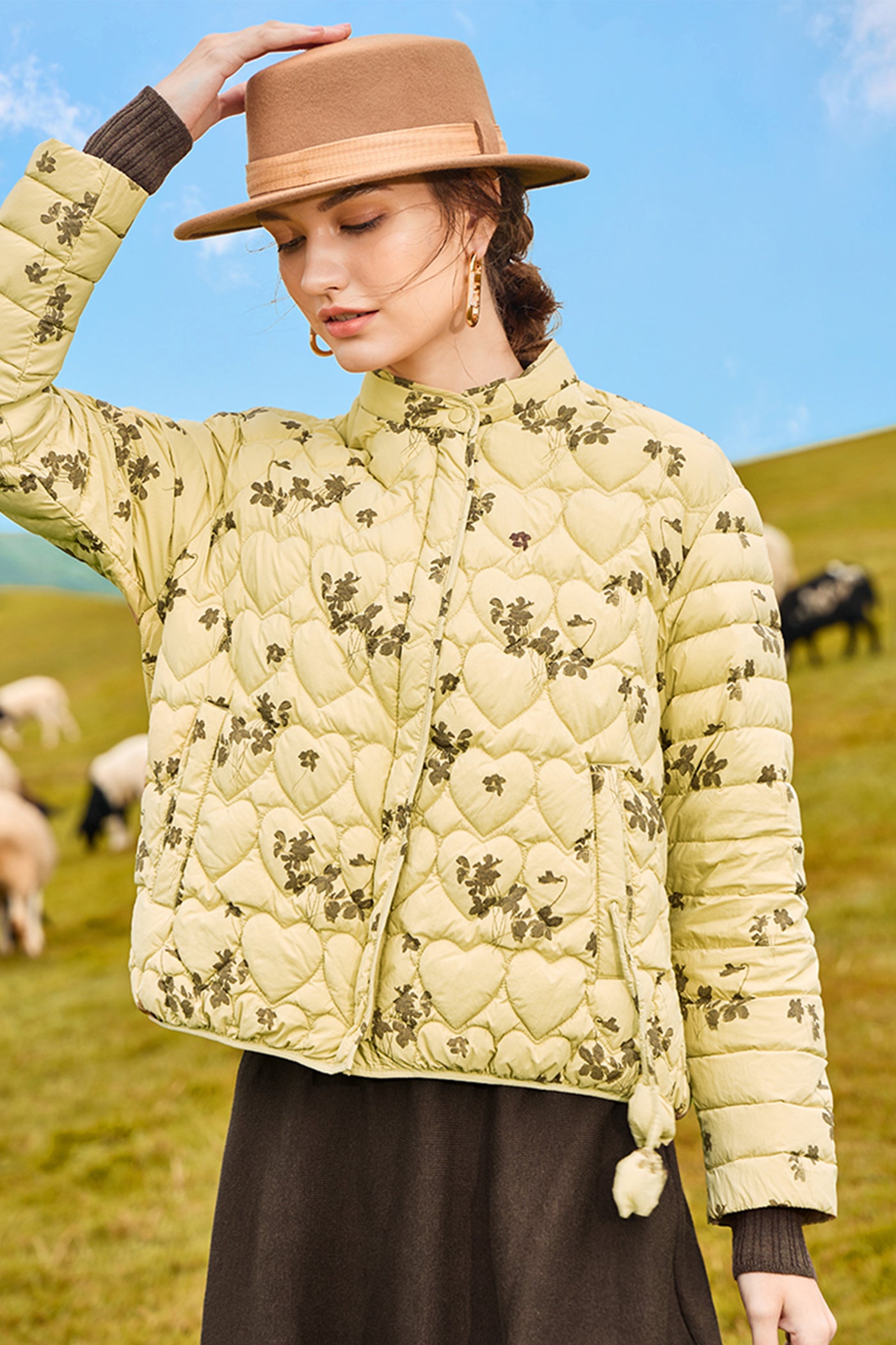 KAMILAN Women's Short Printed Down Jacket – 2025 Autumn Winter New Elegant White Duck Down Warm Coat