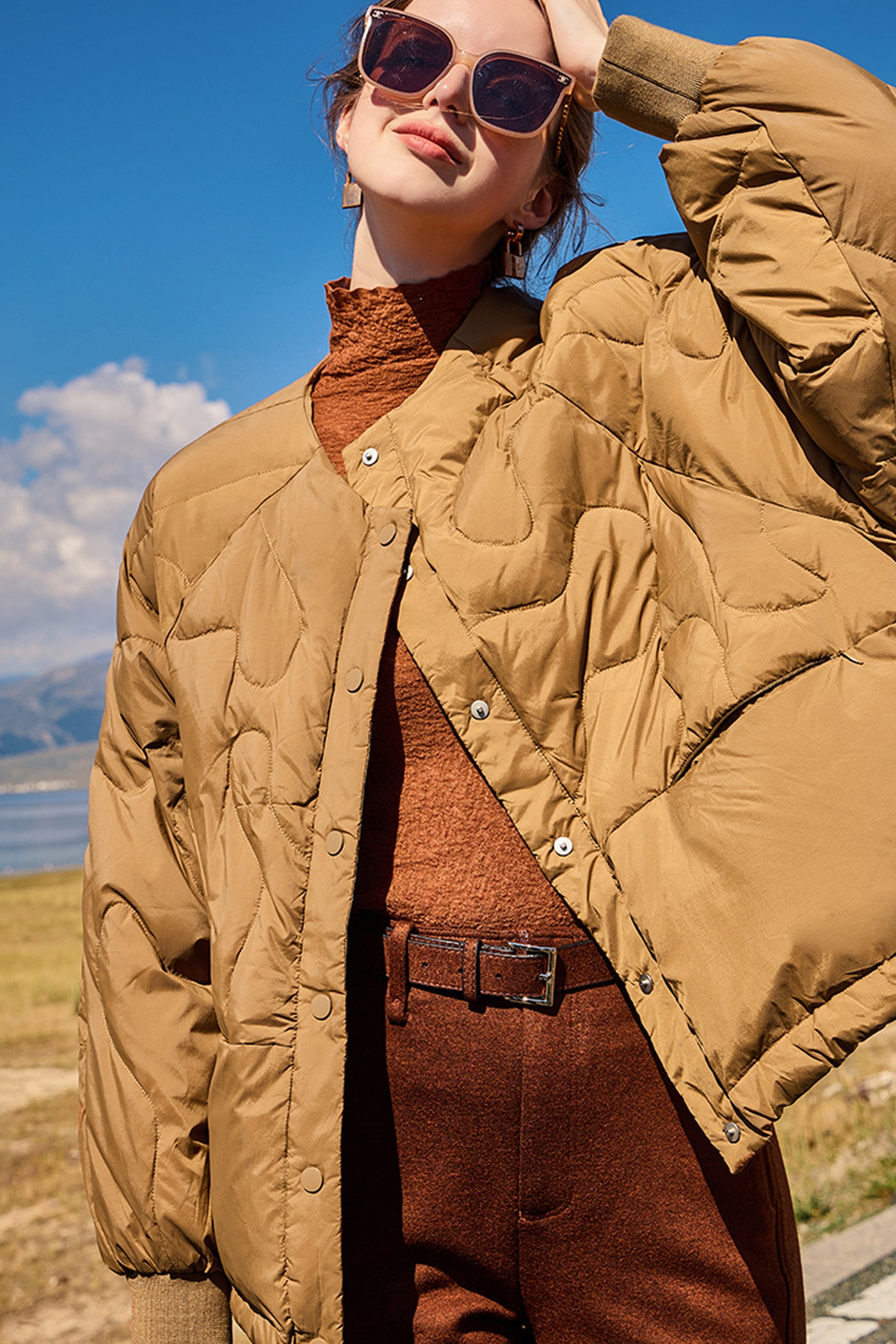 KAMILAN Women's White Duck Down Puffer Jacket – 2025 Winter Stylish Oversized Bubble Coat, Warm & Versatile