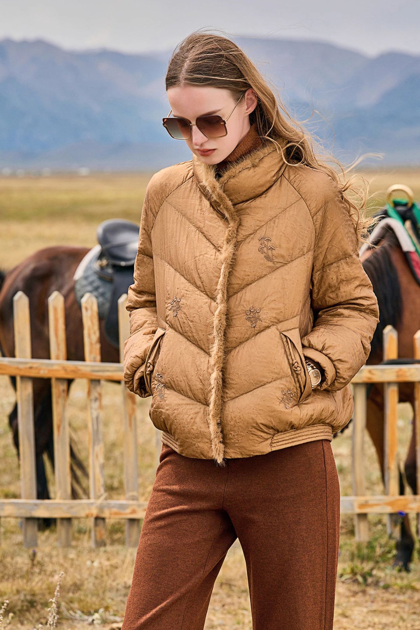KAMILAN Women's Embroidered Down Jacket – 2025 Winter New White Duck Down Coat with Mink Fur Patchwork