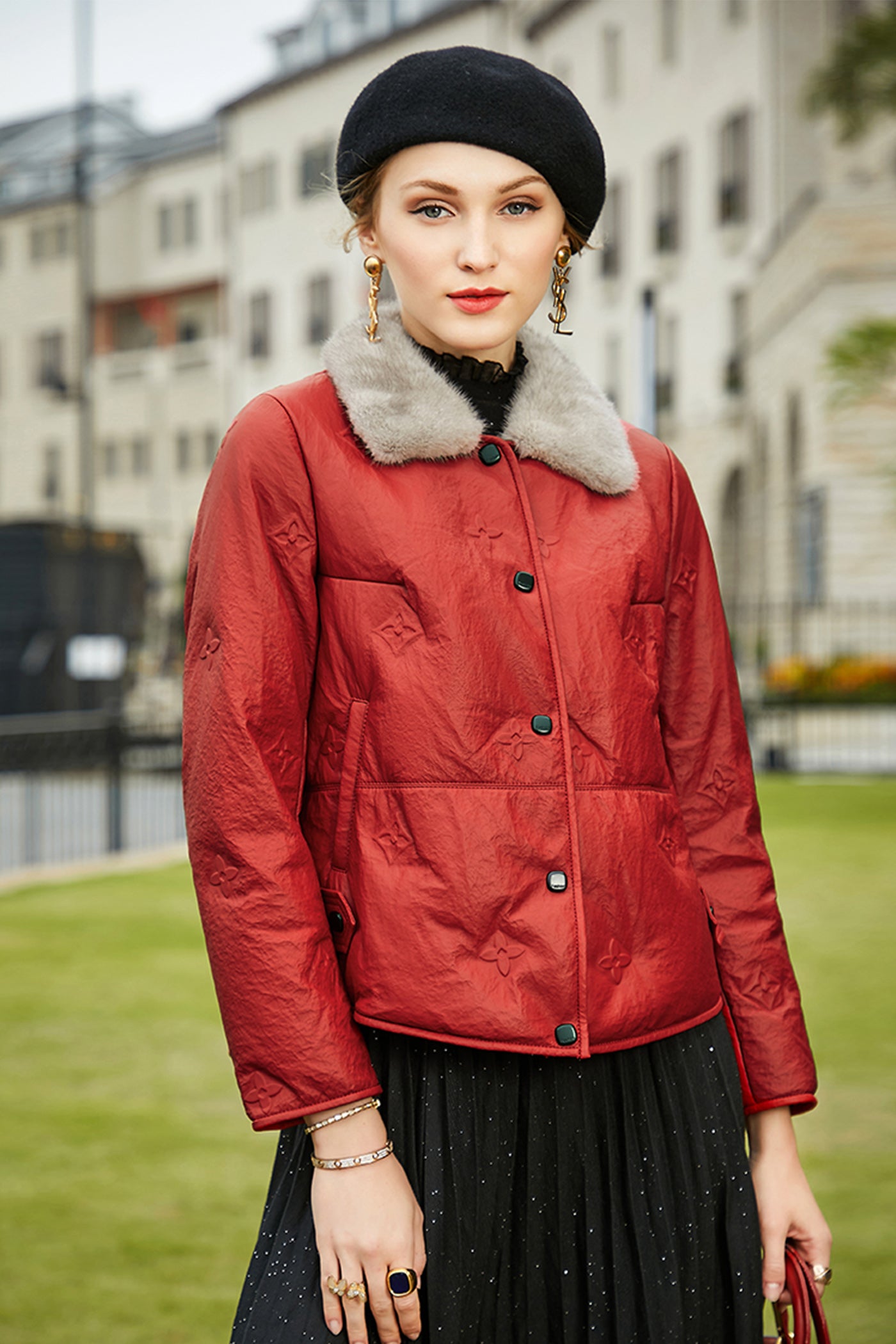 KAMILAN Women's Short Leather Down Jacket – 2025 Winter Warm Genuine Leather Coat with Mink Fur Collar