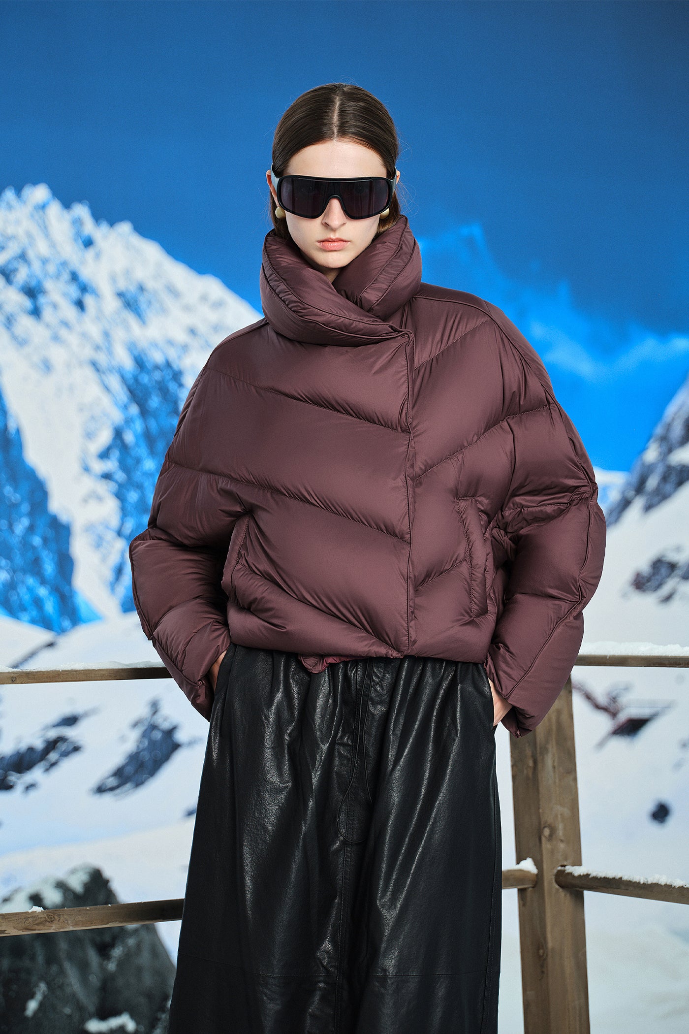 KAMILAN Women's Short White Goose Down Jacket – 2025 Winter Collection