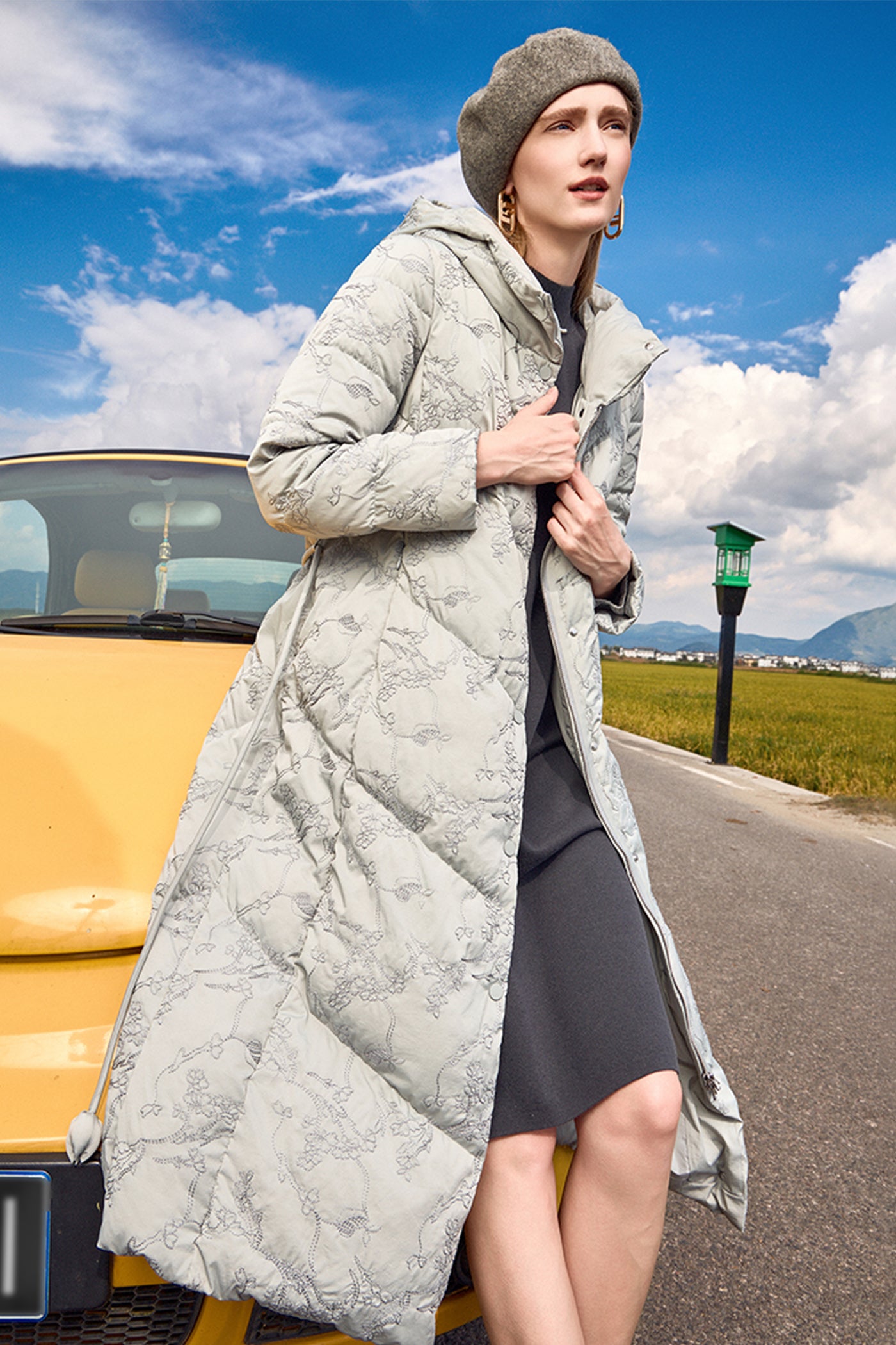KAMILAN Women's Vintage White Goose Down Coat – 2025 Winter Mid-Length Hooded Down Jacket