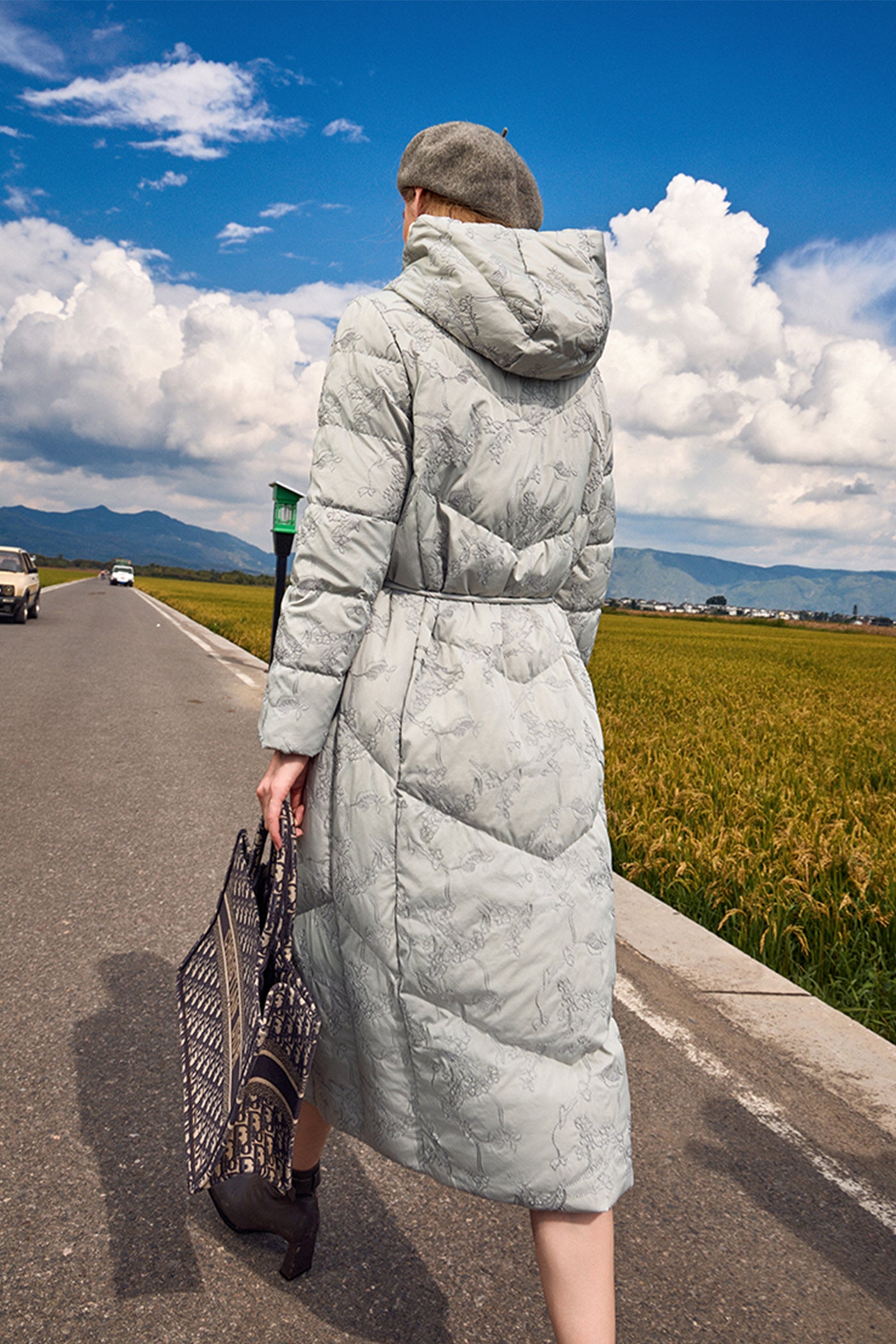 KAMILAN Women's Vintage White Goose Down Coat – 2025 Winter Mid-Length Hooded Down Jacket
