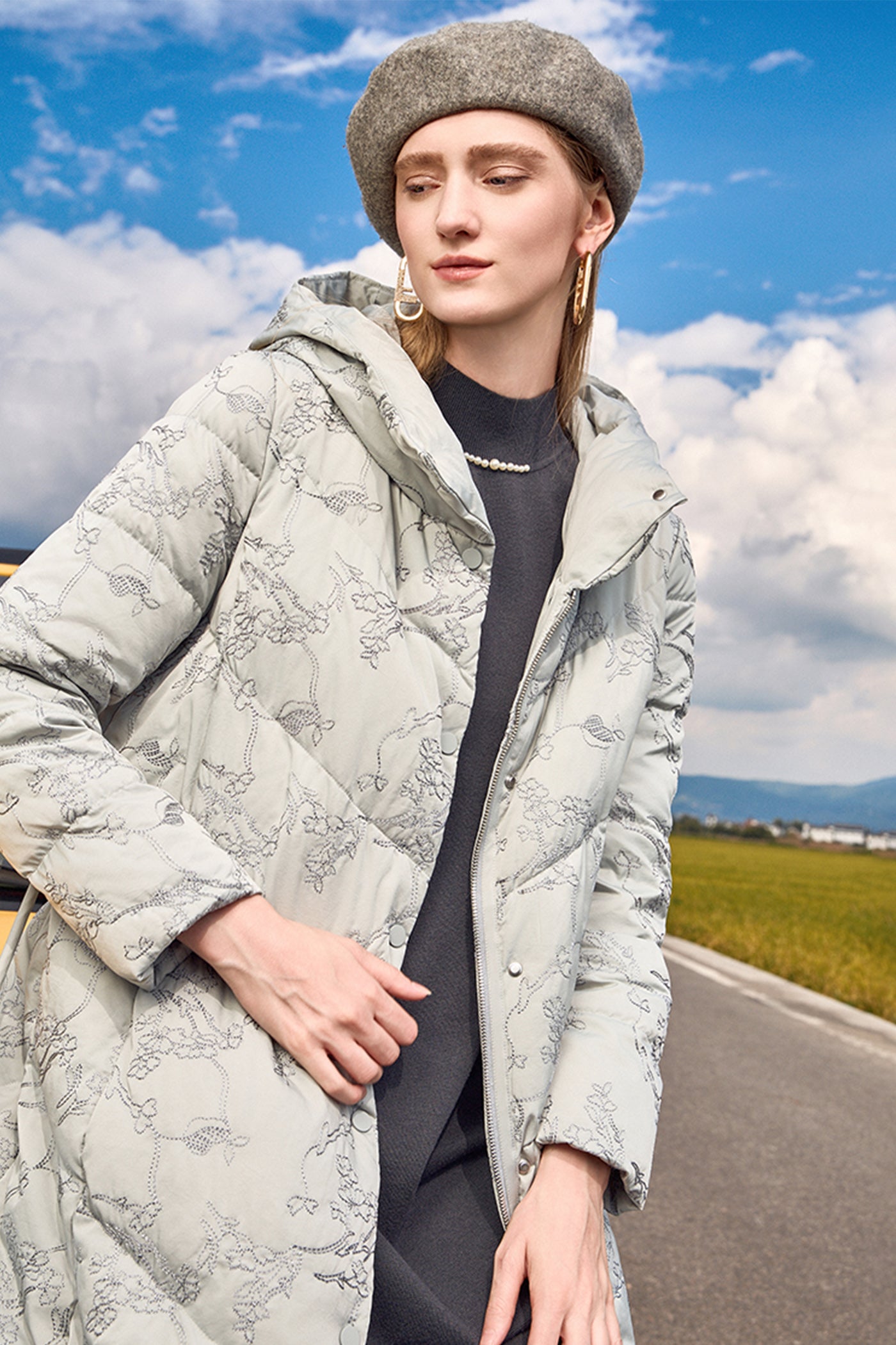KAMILAN Women's Vintage White Goose Down Coat – 2025 Winter Mid-Length Hooded Down Jacket