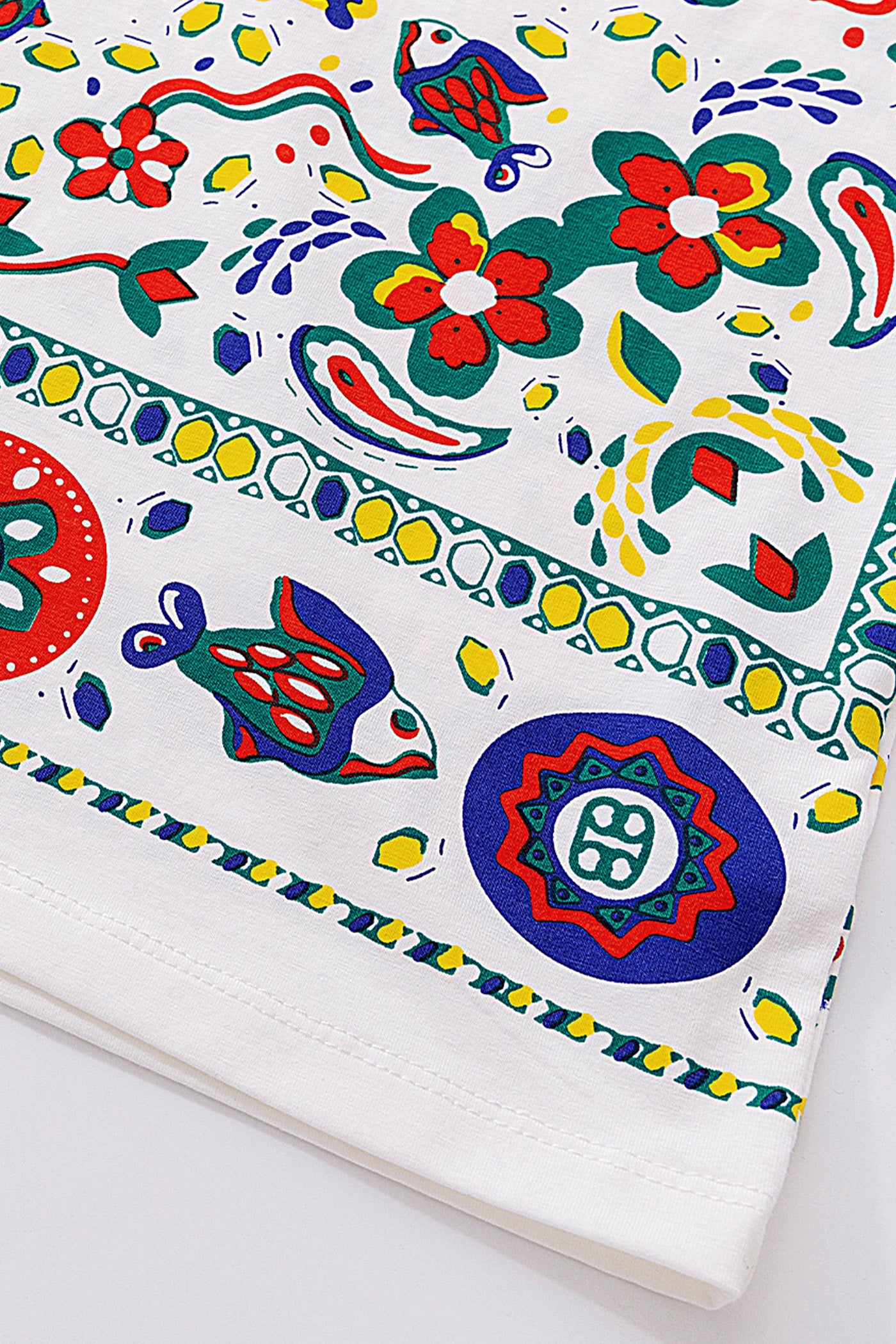 KAMILAN Artistic Print T-Shirt