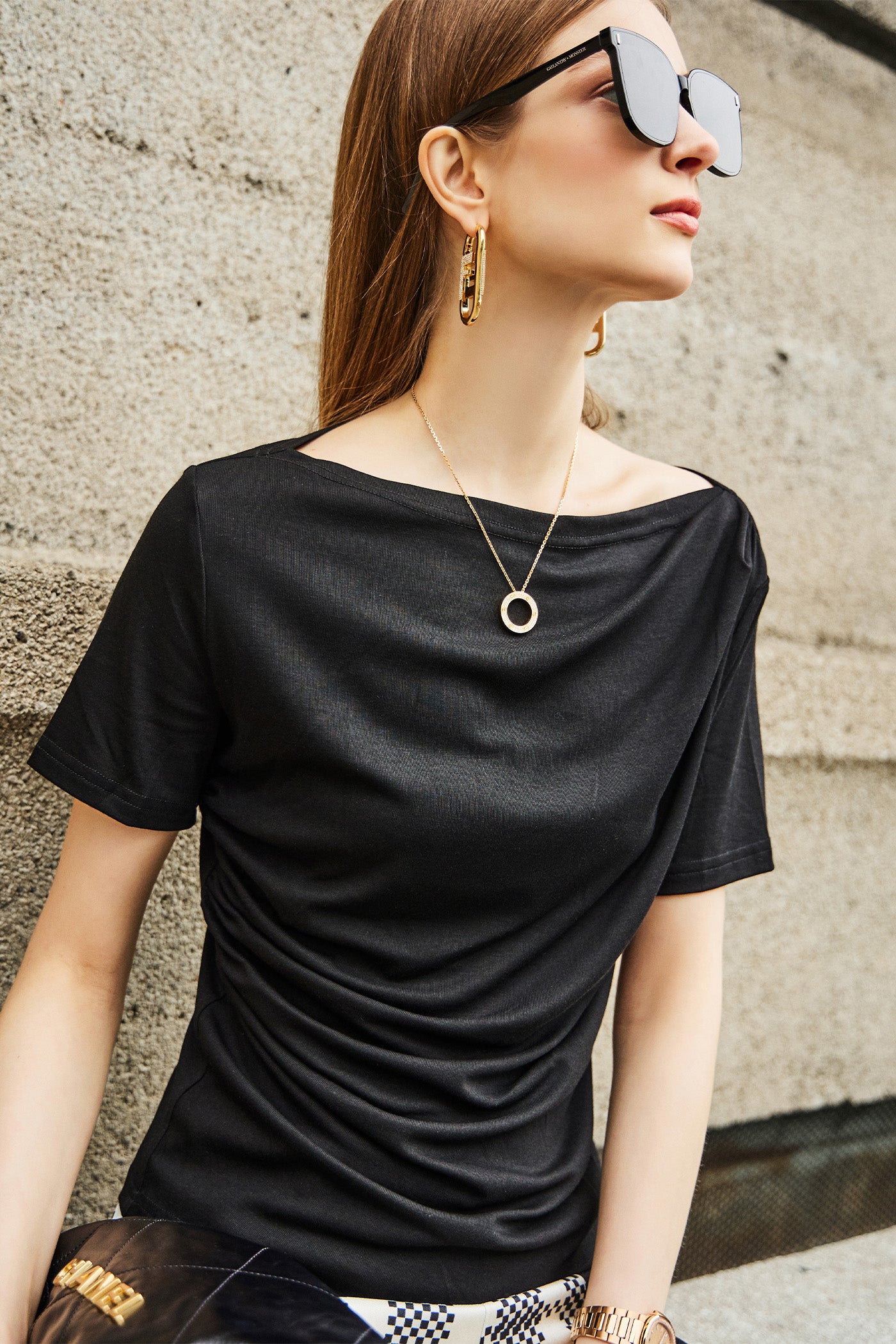 KAMILAN Unique Black Slim-Fit Short-Sleeve T-Shirt