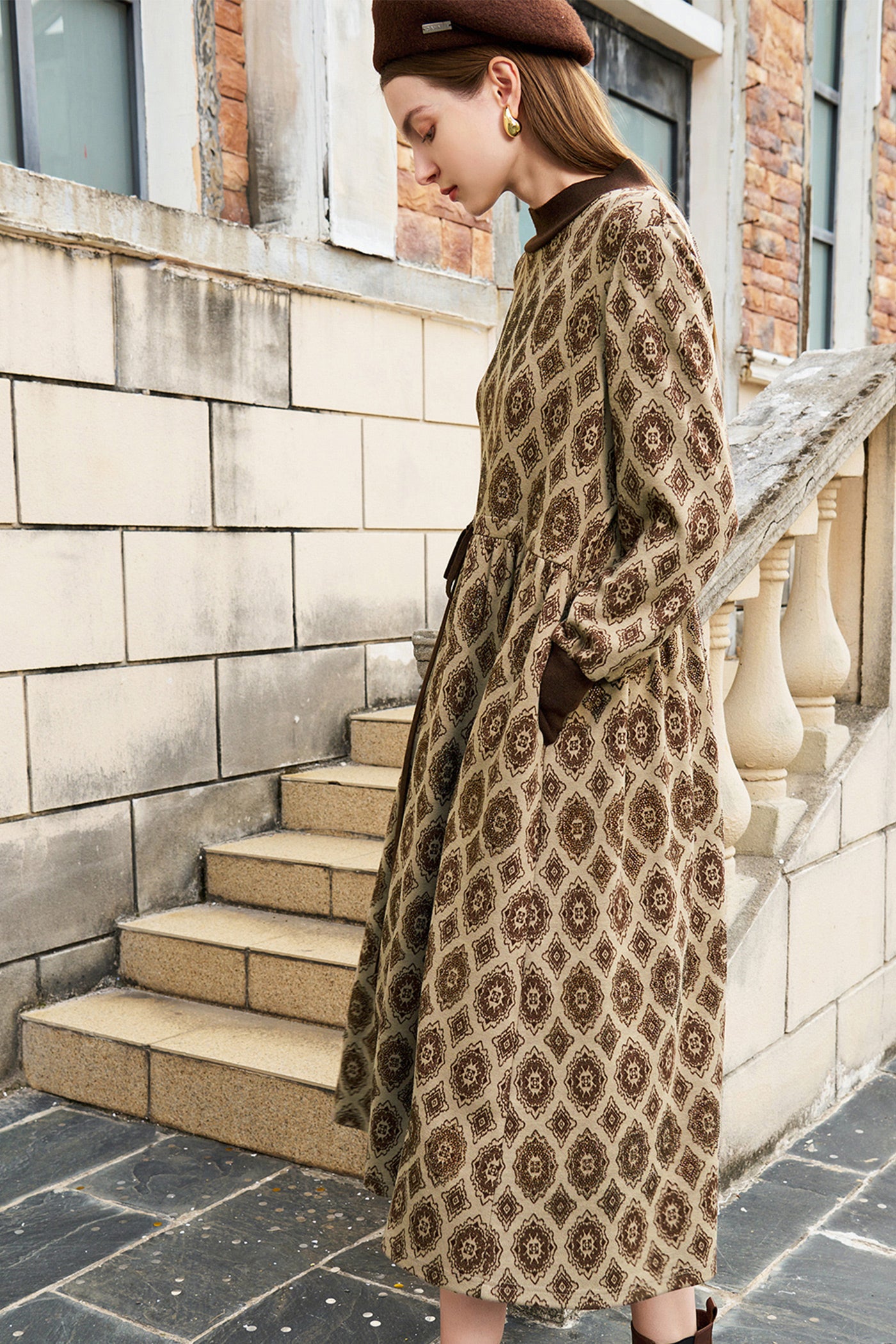 KAMILAN Mid-Length Long-Sleeve Printed Dress