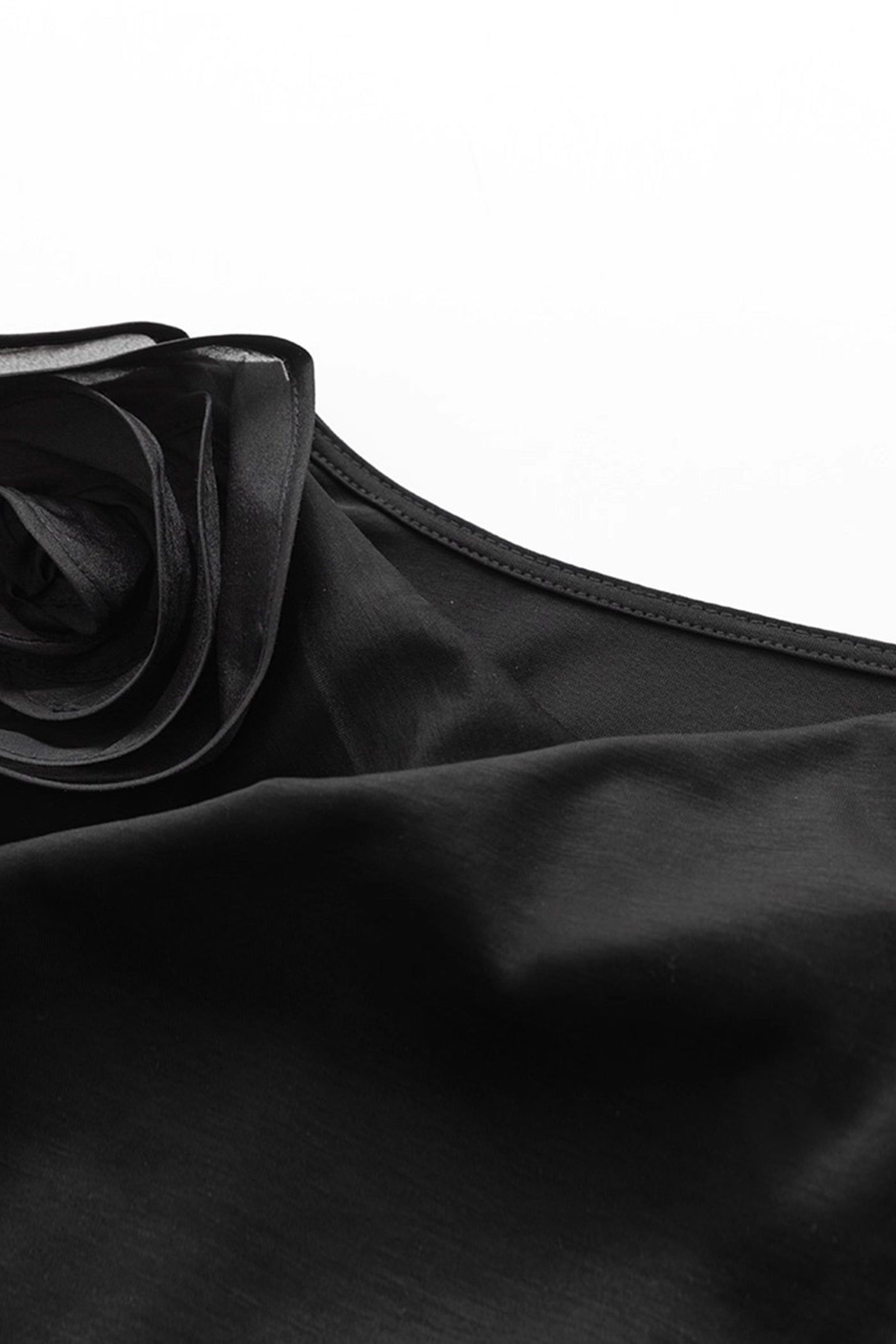 Kamilan Short-Sleeve Tee with Sculpted Rose Appliqué