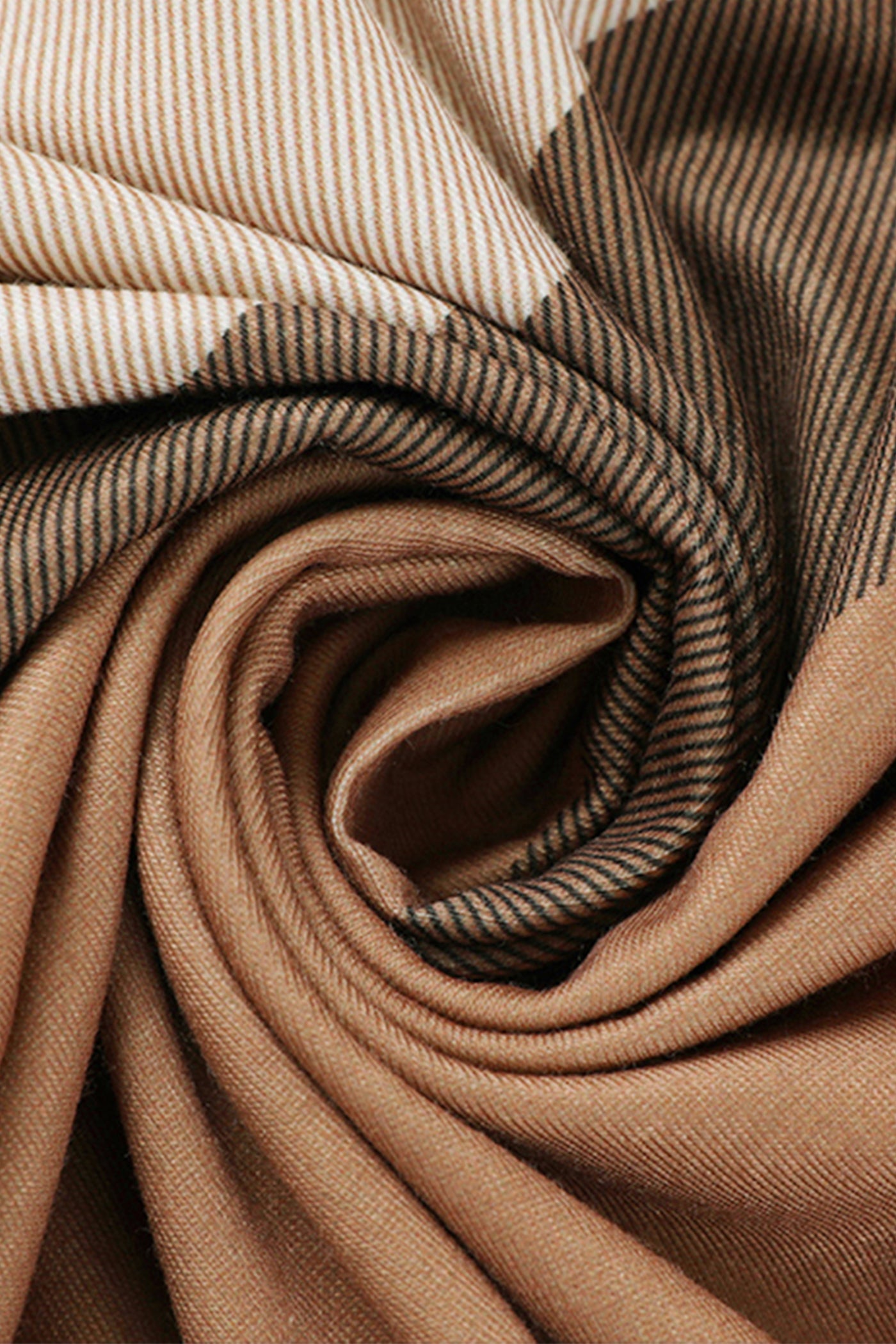 KAMILAN Striped Short-Sleeve Printed T-Shirt