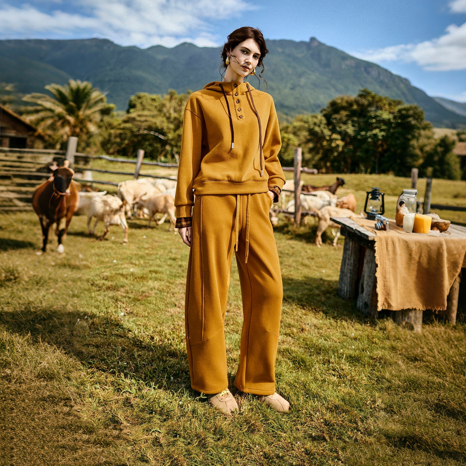 KAMILAN Casual suit women's 2025 autumn-winter new style hooded sweatshirt coat + casual pants and sports pants two-piece set