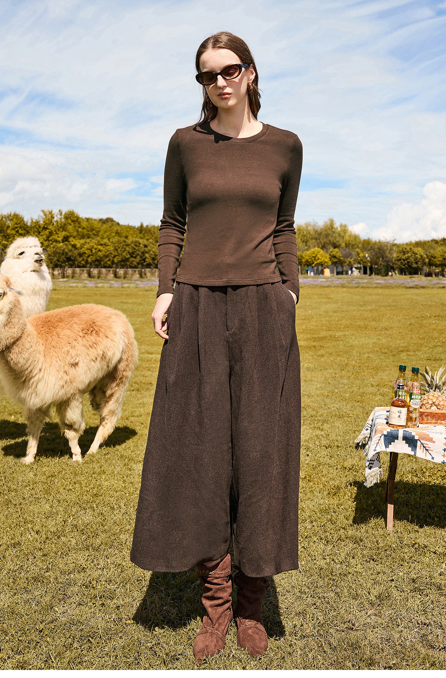 KAMILAN Retro-style women's 2025 autumn new collection base-knit top + vest + casual pants three-piece set
