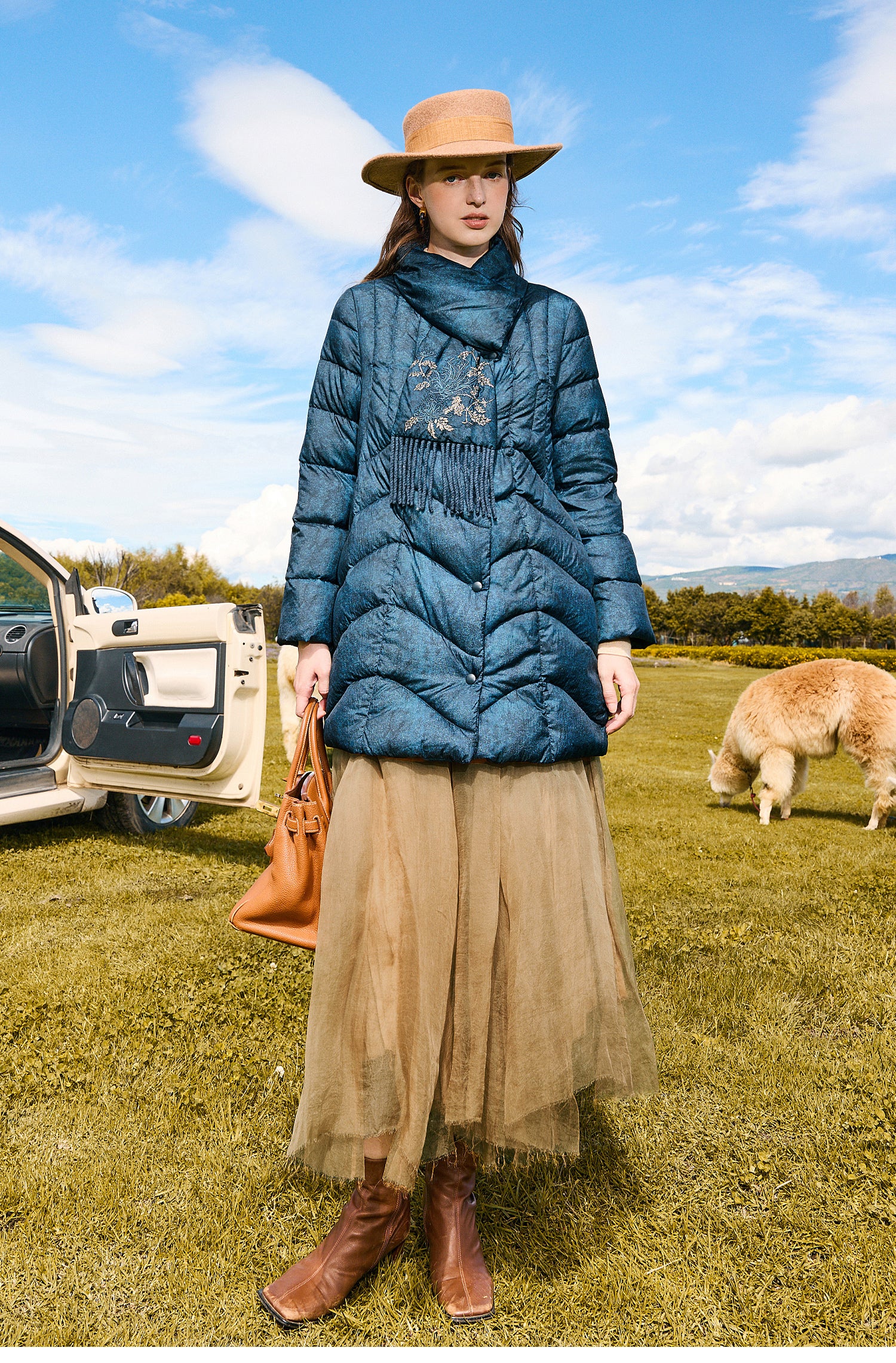 KAMILAN Women's Mid-Long White Goose Down Coat 2025 Winter New Cocoon-Style Warm Down Jacket