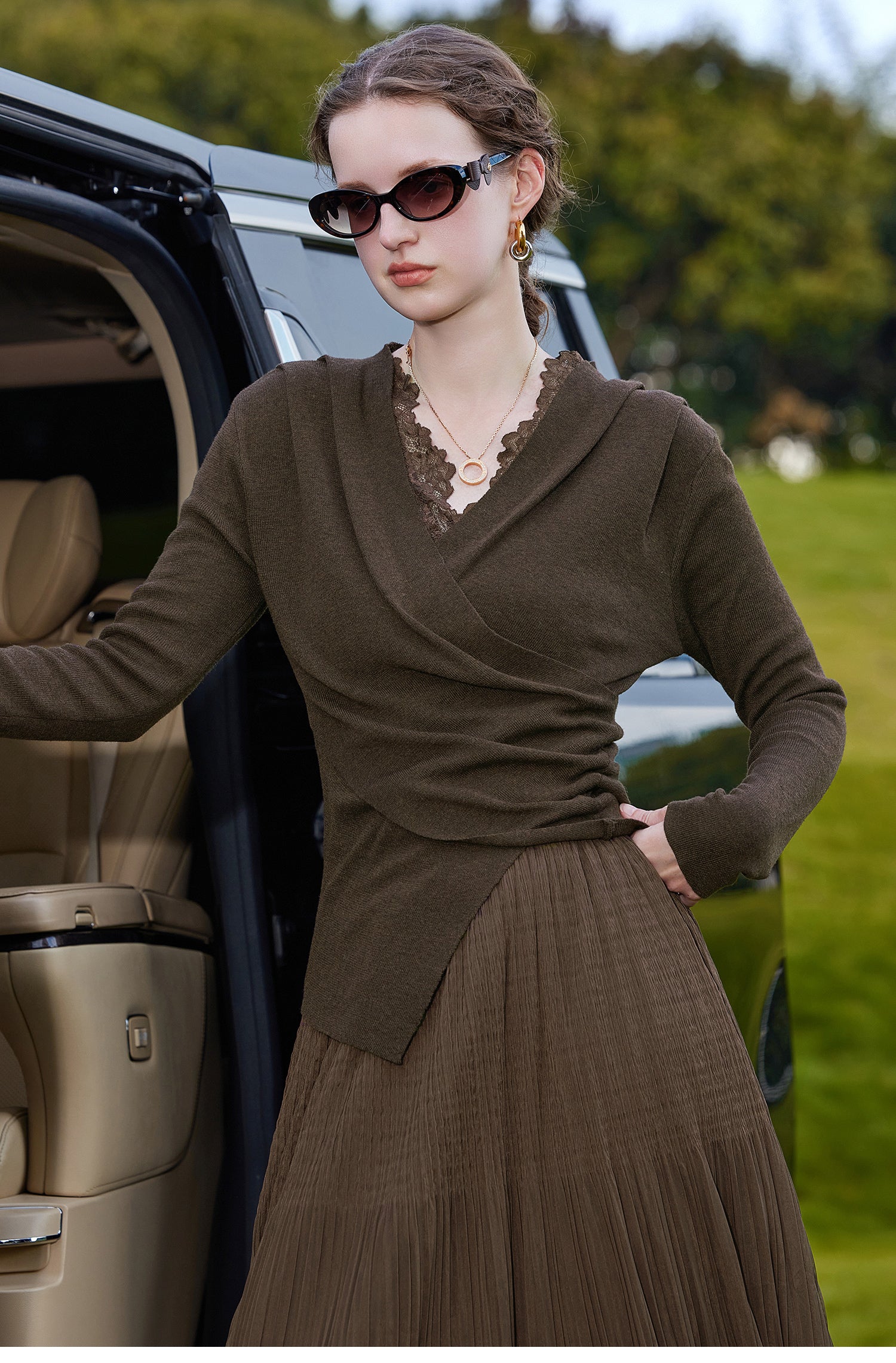KAMILAN French-style unique design sweater for women, 2025 autumn new style, irregular bottom layer shirt, knitted top garment