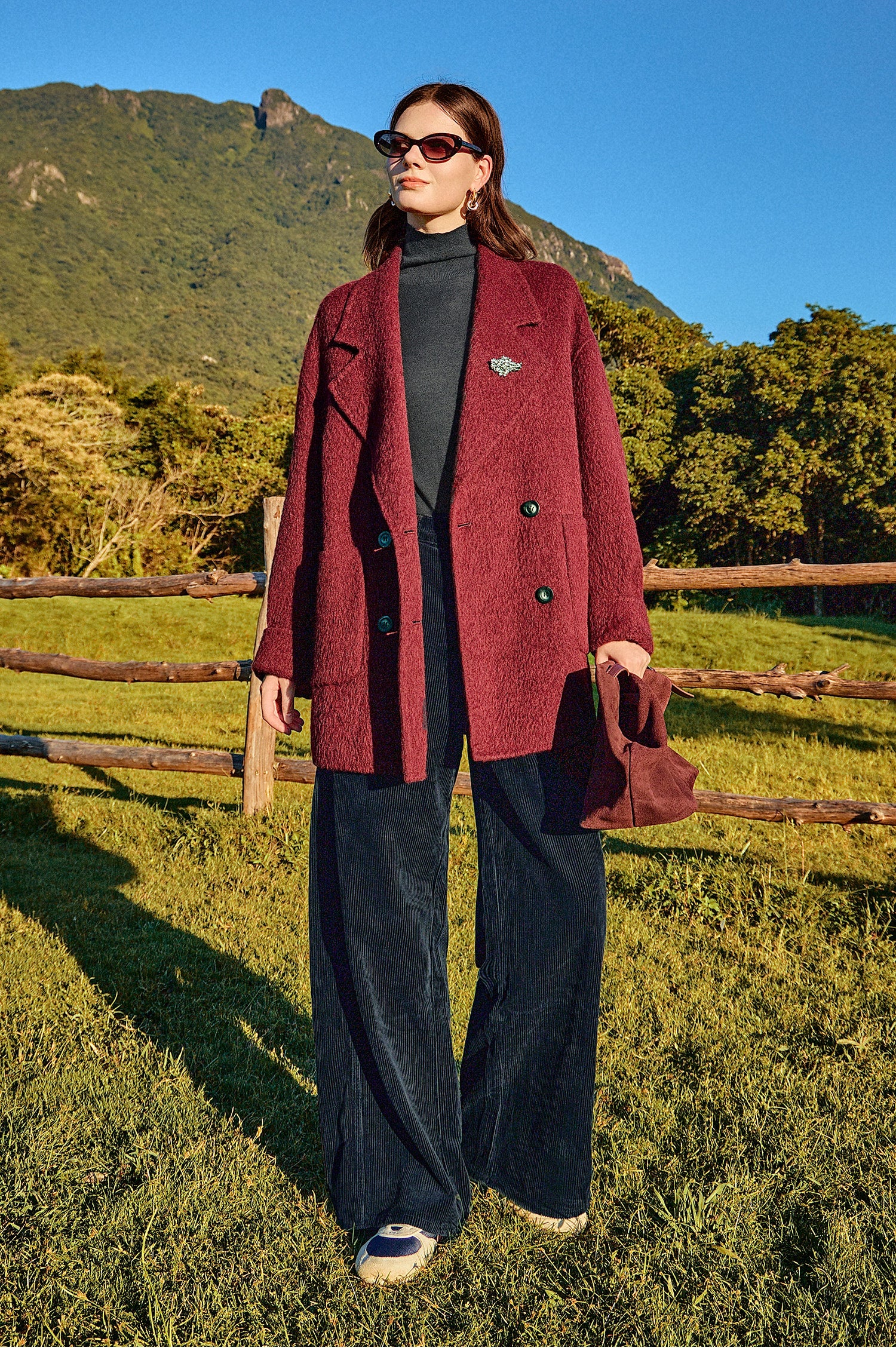 KAMILAN Woolen twill pants - New autumn 2025 collection. High-waisted, wide-leg pants. Loose, straight fit. Casual long pants. Floor-length.