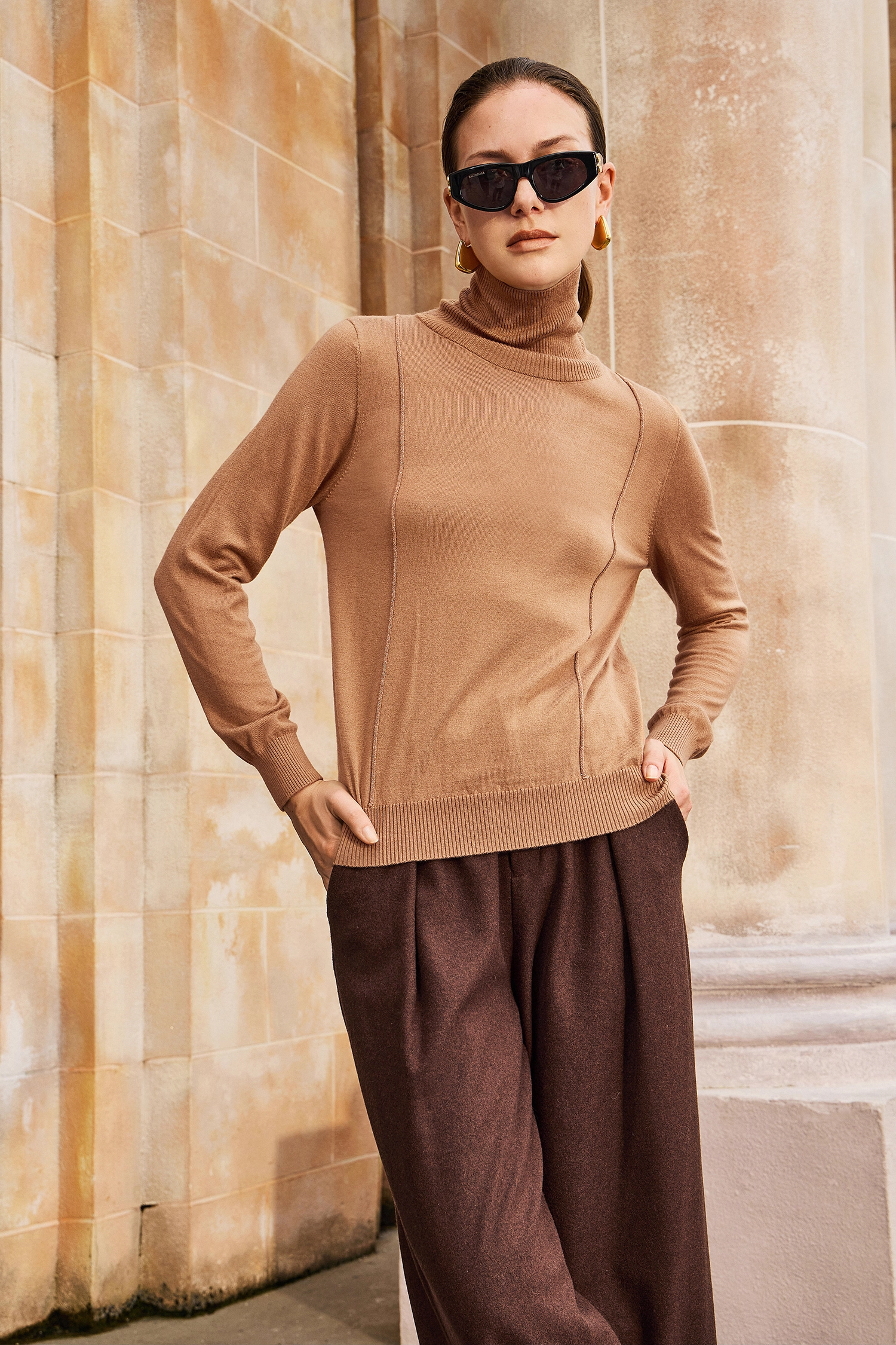 KAMILAN Short-sleeved high-neck sweater top for women in 2025 autumn-winter collection. Knitted top with long sleeves as a base layer.