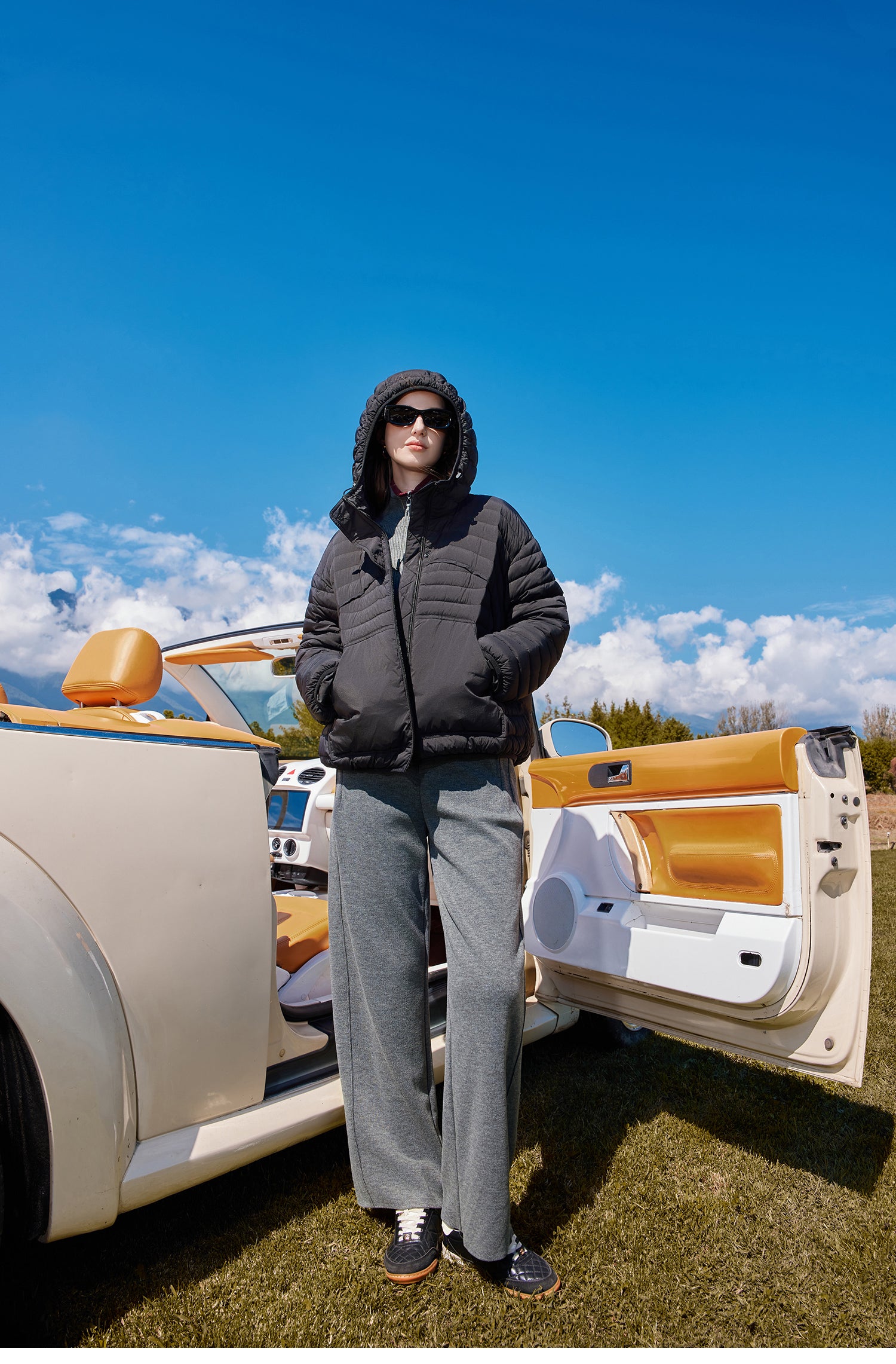 KAMILAN Women's Black Hooded Patchwork Short Down Jacket 2025 Winter New White Duck Down Warm Coat