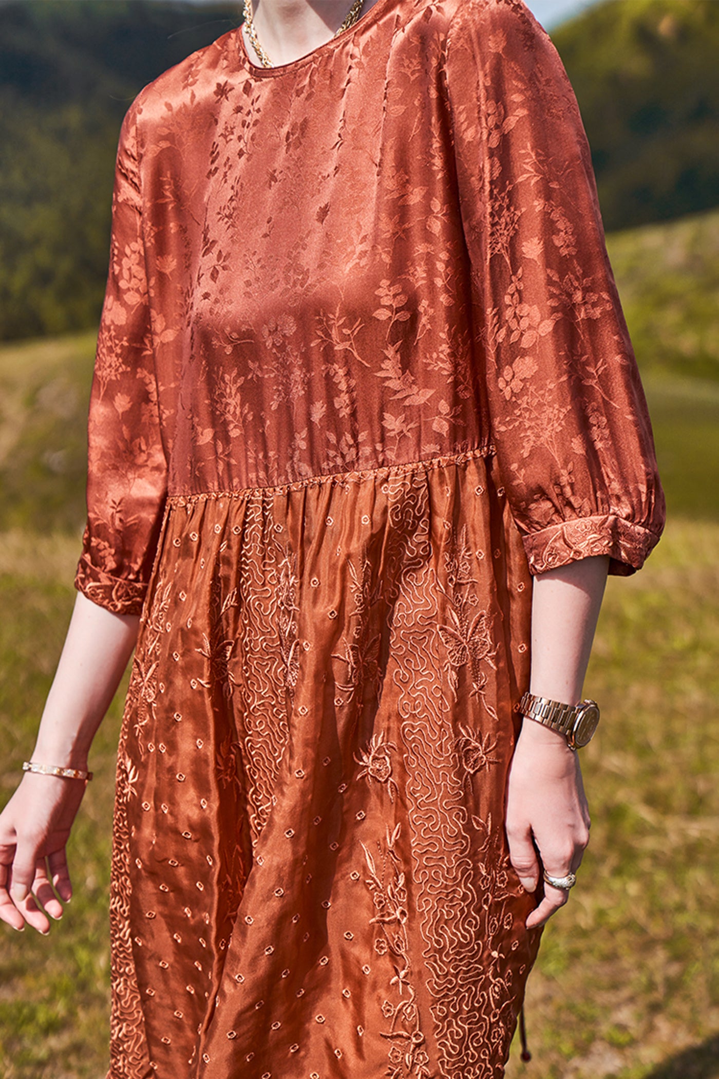 KAMILAN Luxe Embroidered Midi Dress – 2025 Fall New Arrival with 3/4 Sleeves