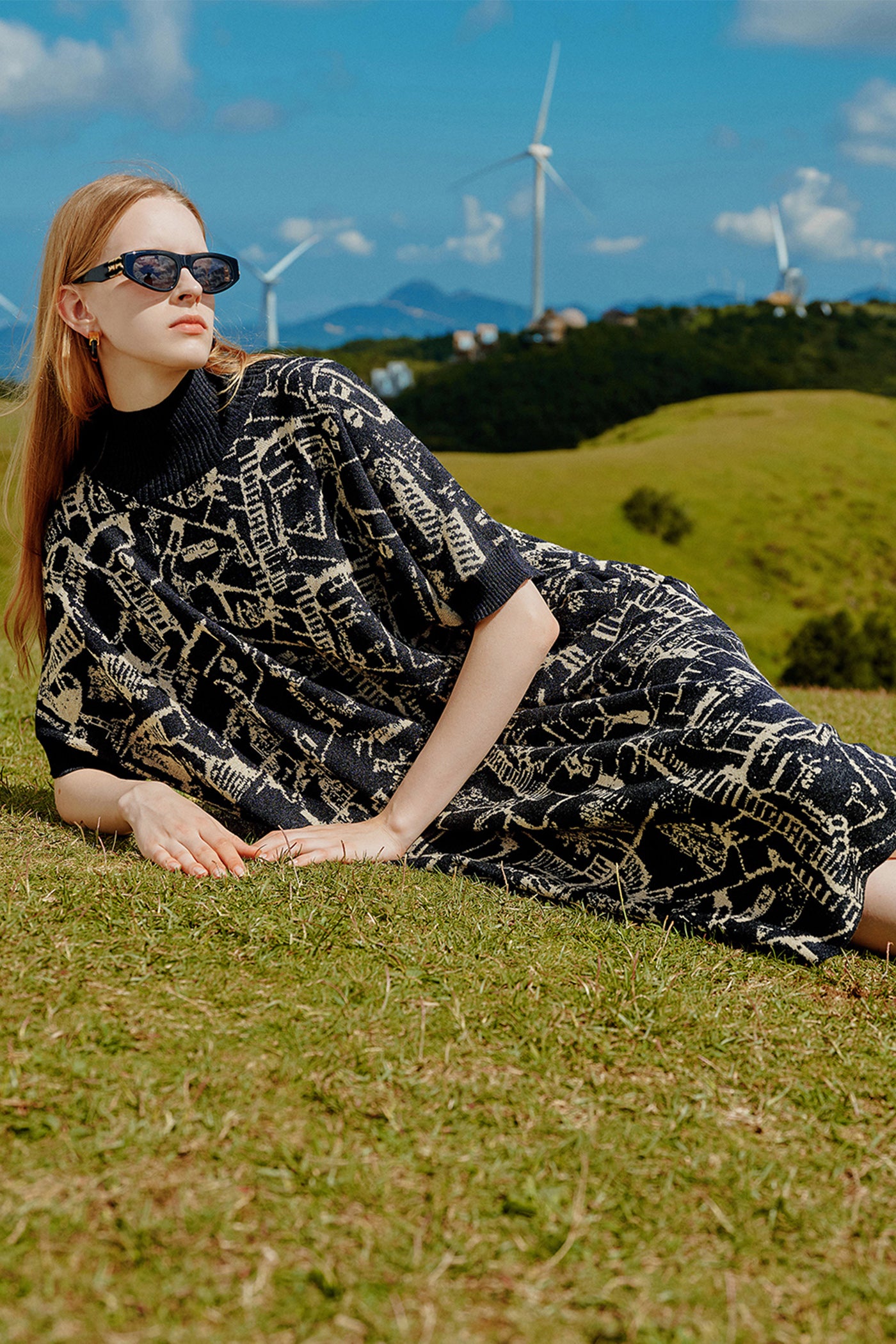 KAMILAN Women's Knit Midi Dress – 2025 Autumn/Winter New Loose-Fit Printed Short-Sleeve Sweater Dress