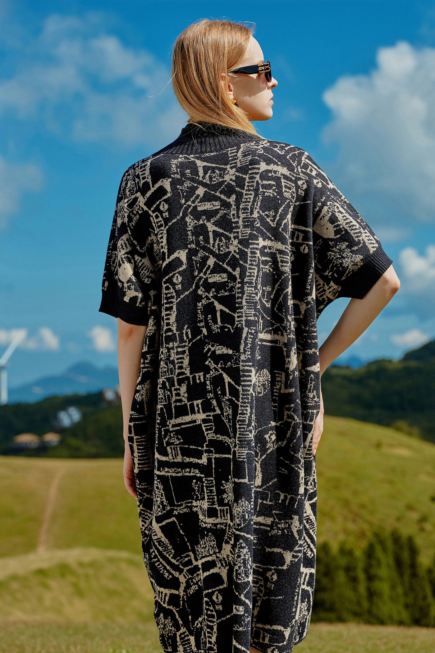 KAMILAN Women's Knit Midi Dress – 2025 Autumn/Winter New Loose-Fit Printed Short-Sleeve Sweater Dress