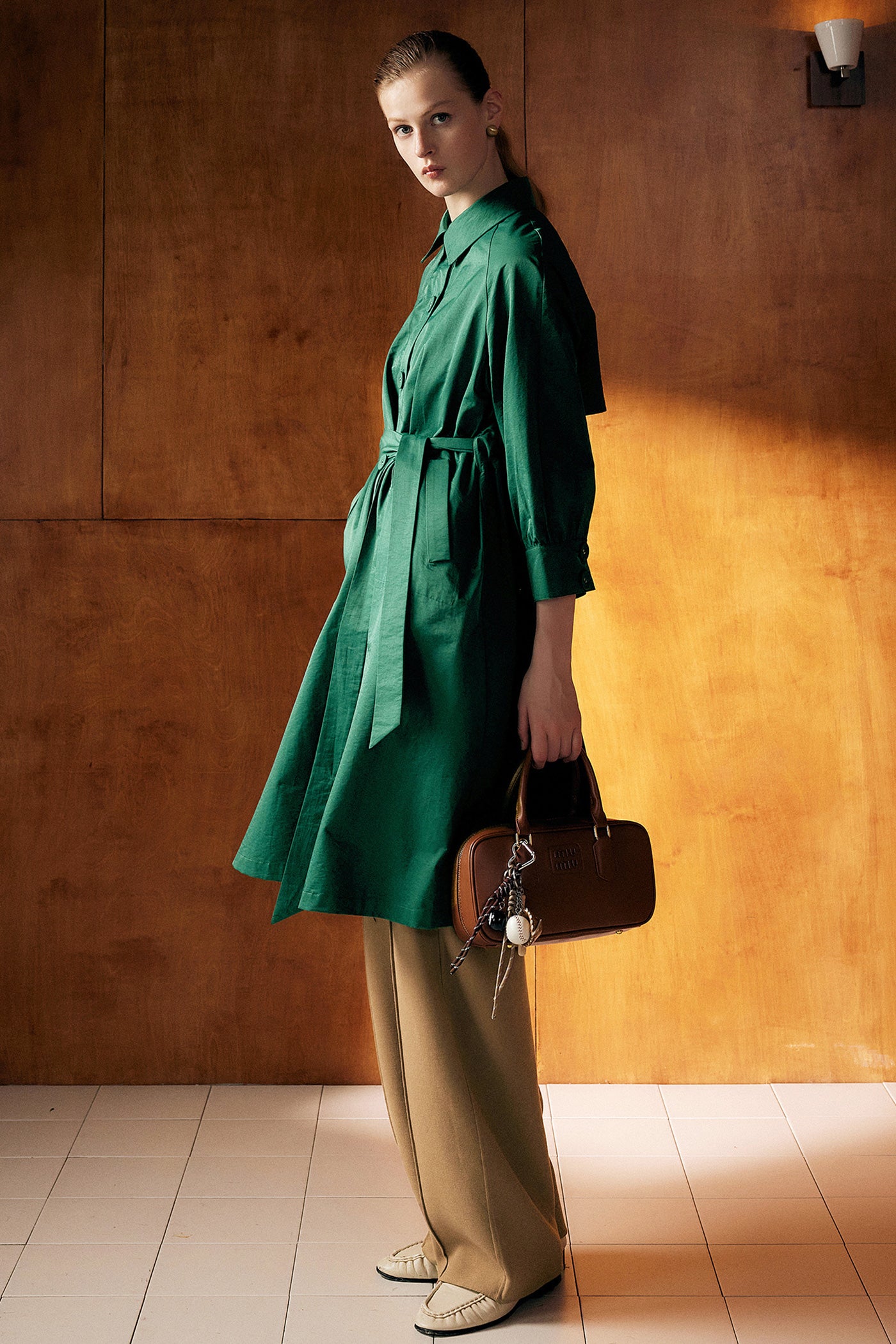KAMILAN Structured A-Line Trench Coat in  Sculptural Silhouette for Autumn Grace