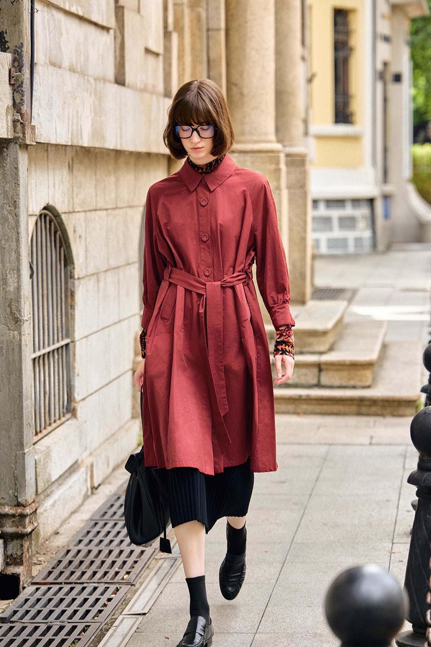 KAMILAN Structured A-Line Trench Coat in  Sculptural Silhouette for Autumn Grace