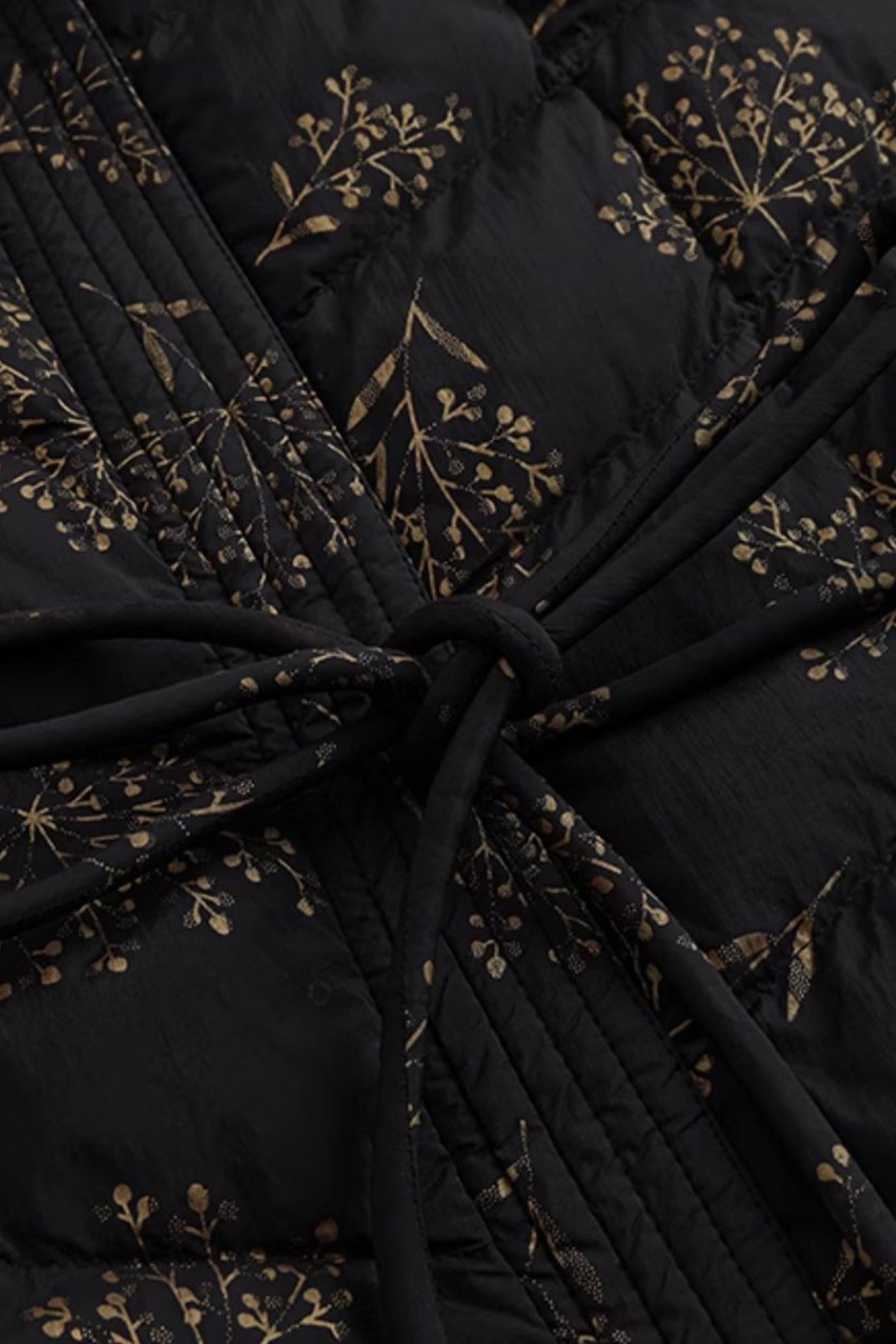 KAMILAN Noir Botanique Quilted Down Coat with Golden Motif
