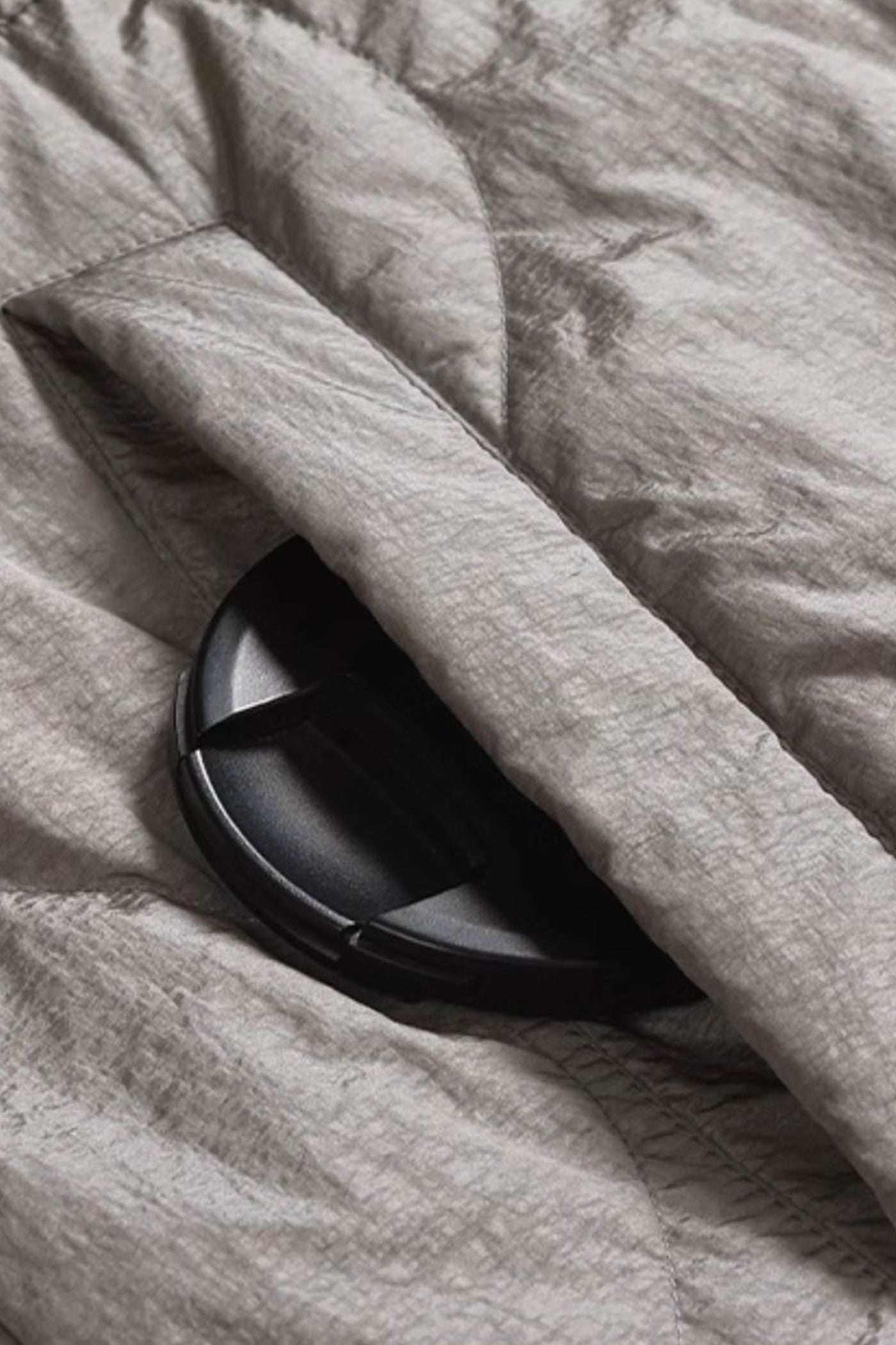 KAMILAN Hooded Down Coat with Wool Accents The Poetic Balance of Structure and Warmth