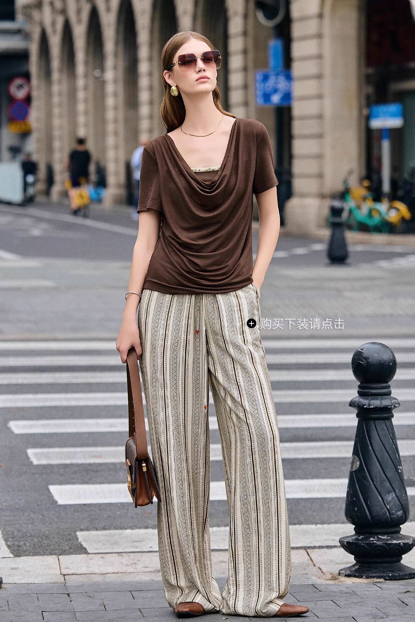KAMILAN Draped T-Shirt in a Minimal Elegant Silhouette