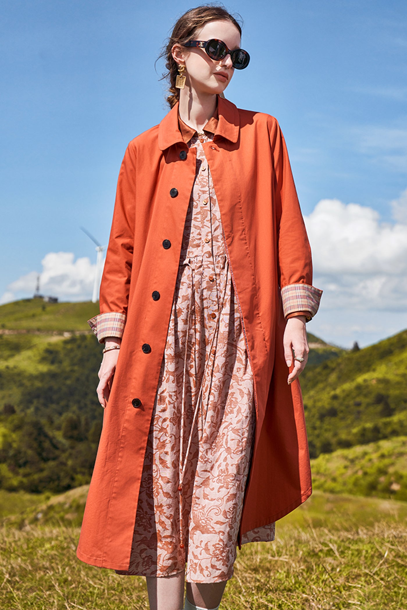 KAMILAN Tailored Long Coat in Sculptural Silhouette Retro Modern Elegance