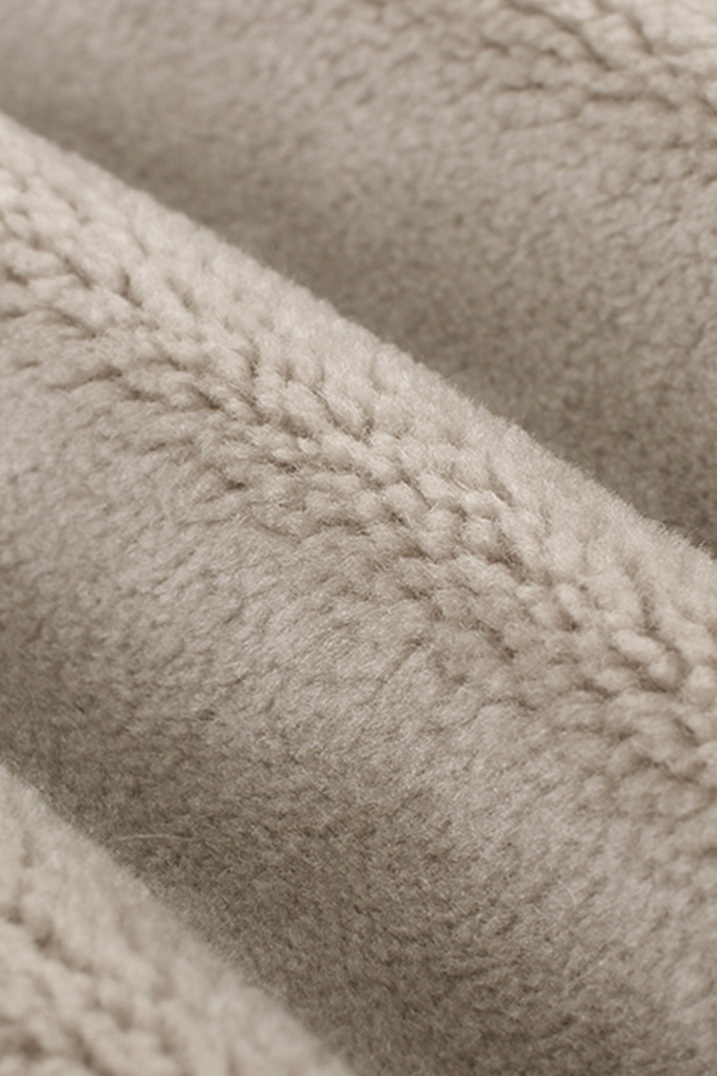 KAMILAN Wool-Blend Long Coat for Autumn/Winter in a Sculpted Silhouette