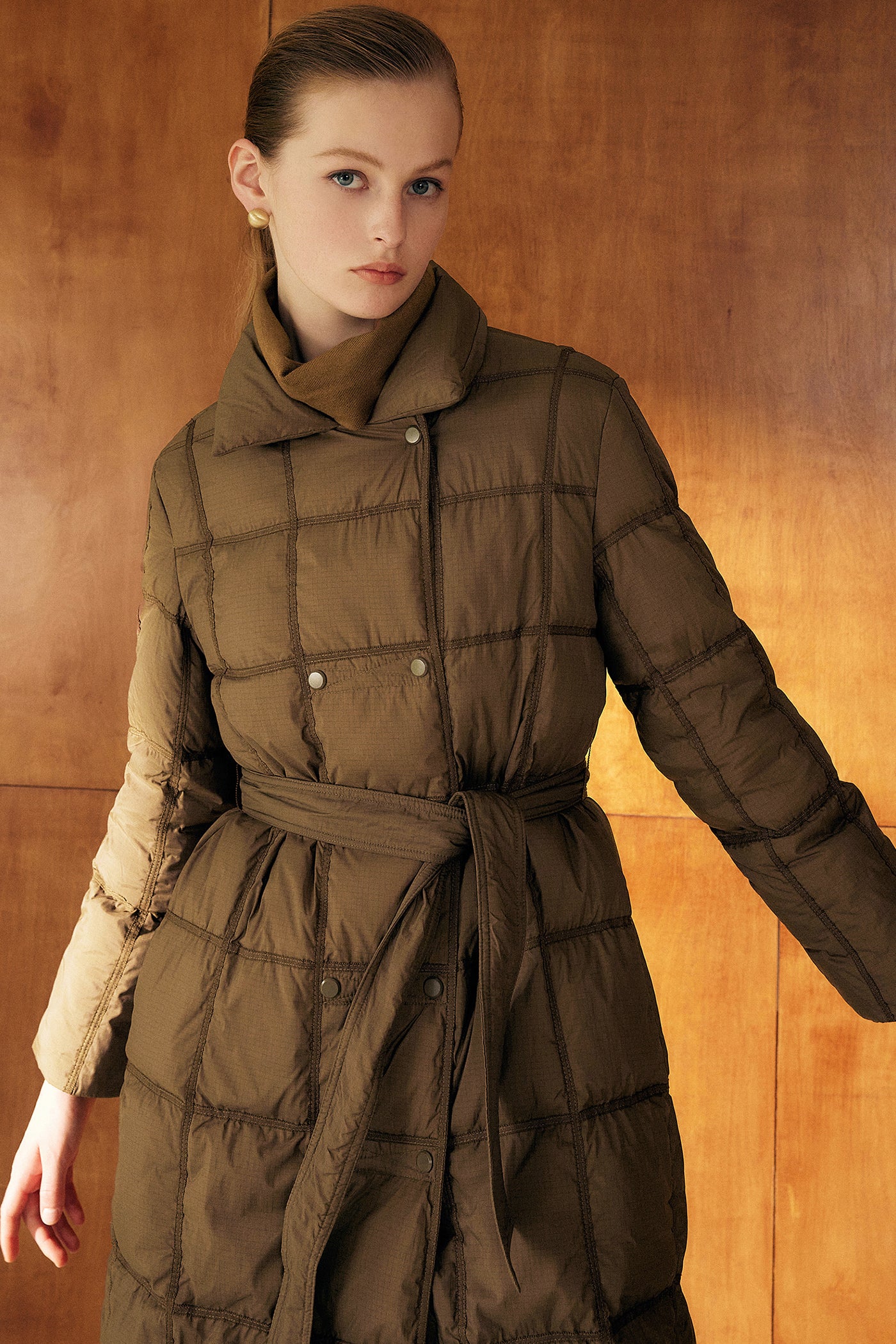 KAMILAN Quilted Down Coat with Structured Collar in a Mid-Length Silhouette