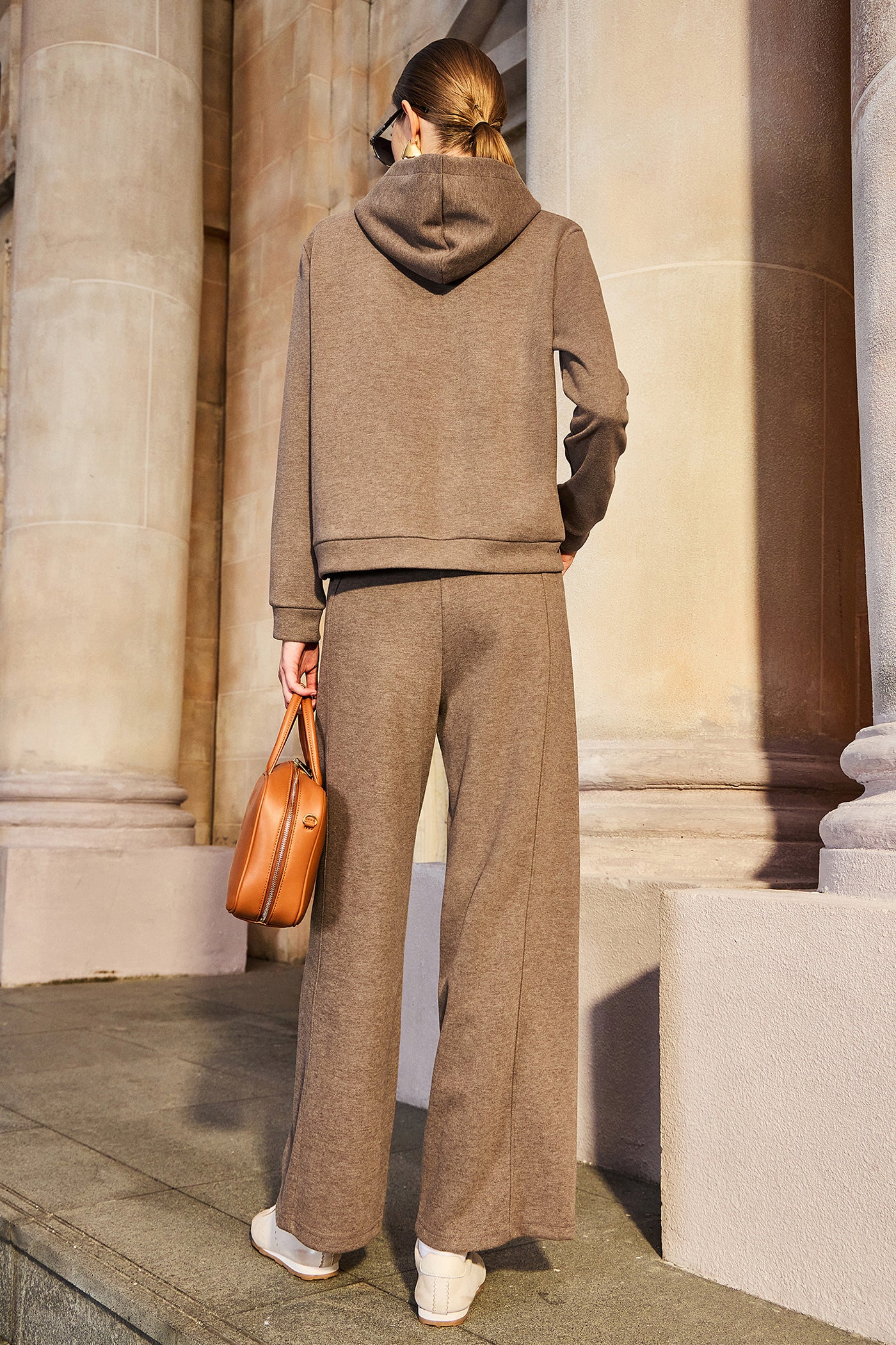 KAMILAN Wide-Leg Knit Trousers in Chestnut Brown