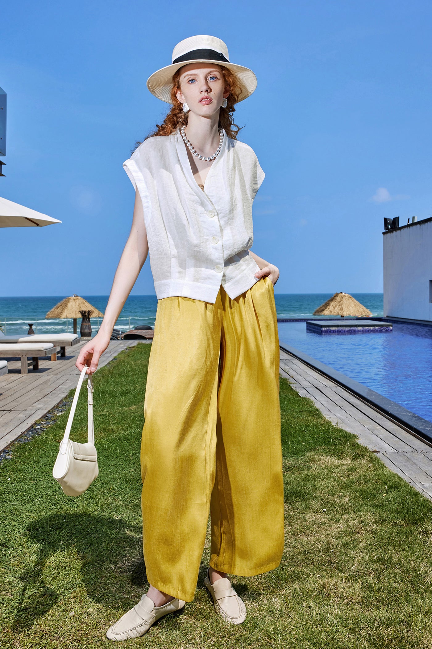 KAMILAN Sleeveless Linen Shirt Blouse in Relaxed Summer Silhouette