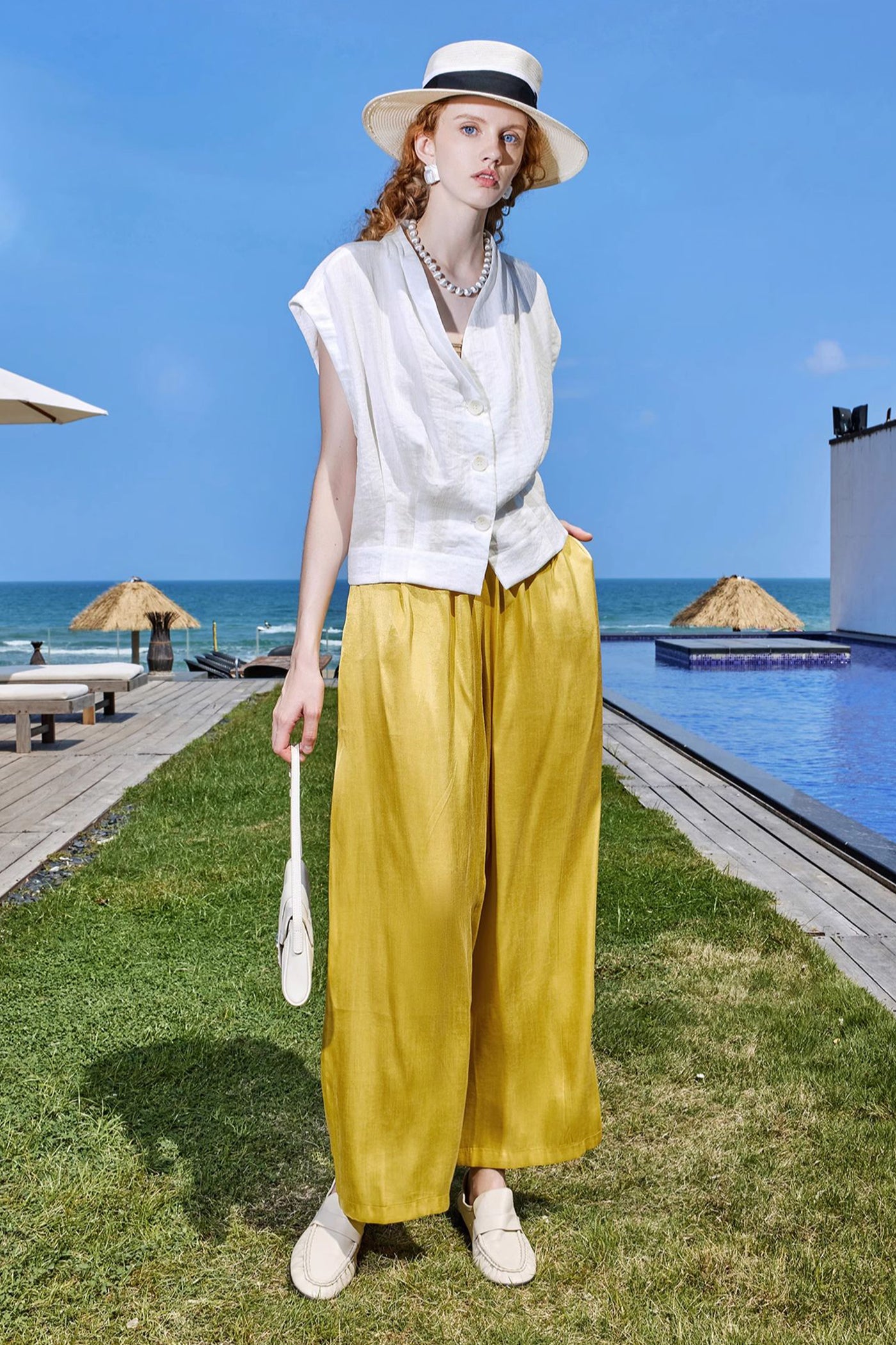 KAMILAN Sleeveless Linen Shirt Blouse in Relaxed Summer Silhouette
