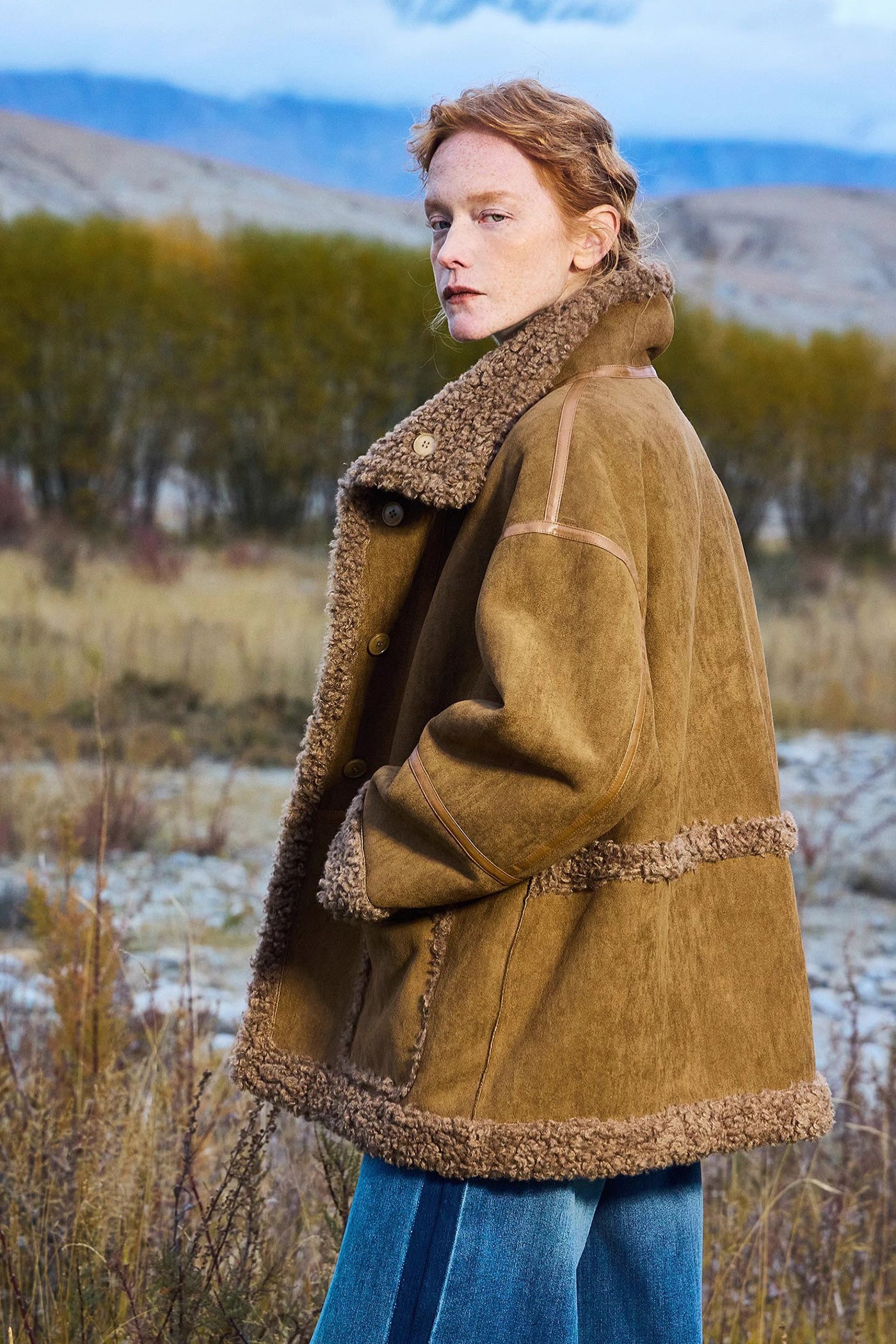 KAMILAN Shearling-Trimmed Wool Jacket with Structured Collar