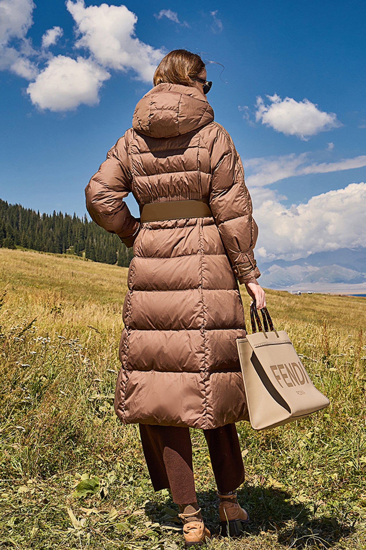 KAMILAN Women's White Goose Down Coat – 2025 Winter New Mid-Length Hooded Puffer Jacket