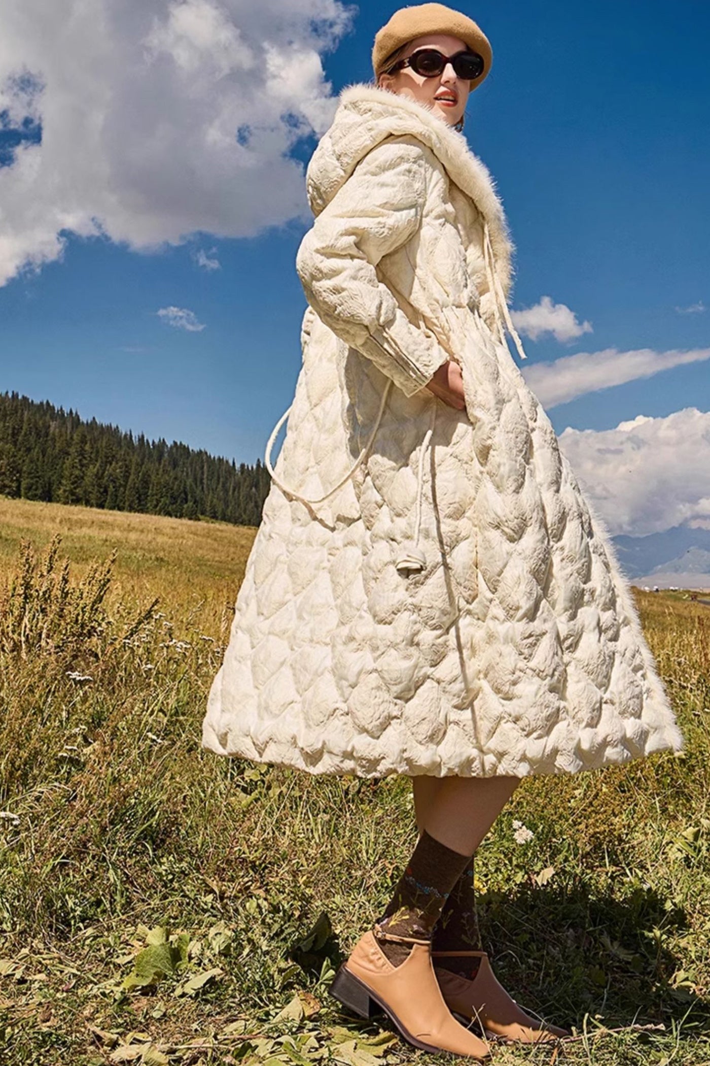 KAMILAN Women's White Goose Down Coat – 2025 Winter New Mid-Length Hooded Down Jacket with Mink Fur Splicing