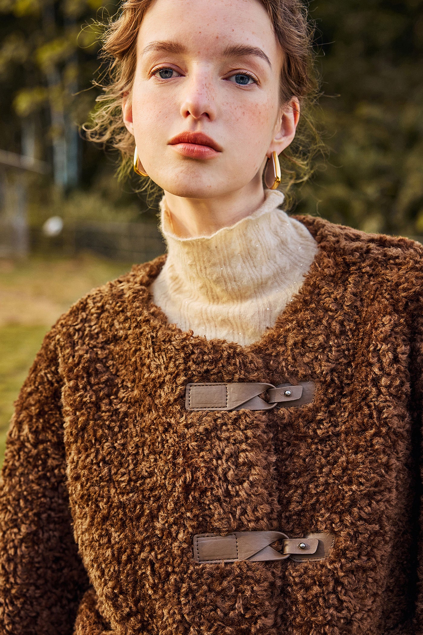 KAMILAN Women's Faux Shearling Short Coat – 2025 Winter New Eco-Friendly Fur Jacket, Fashionable and Warm